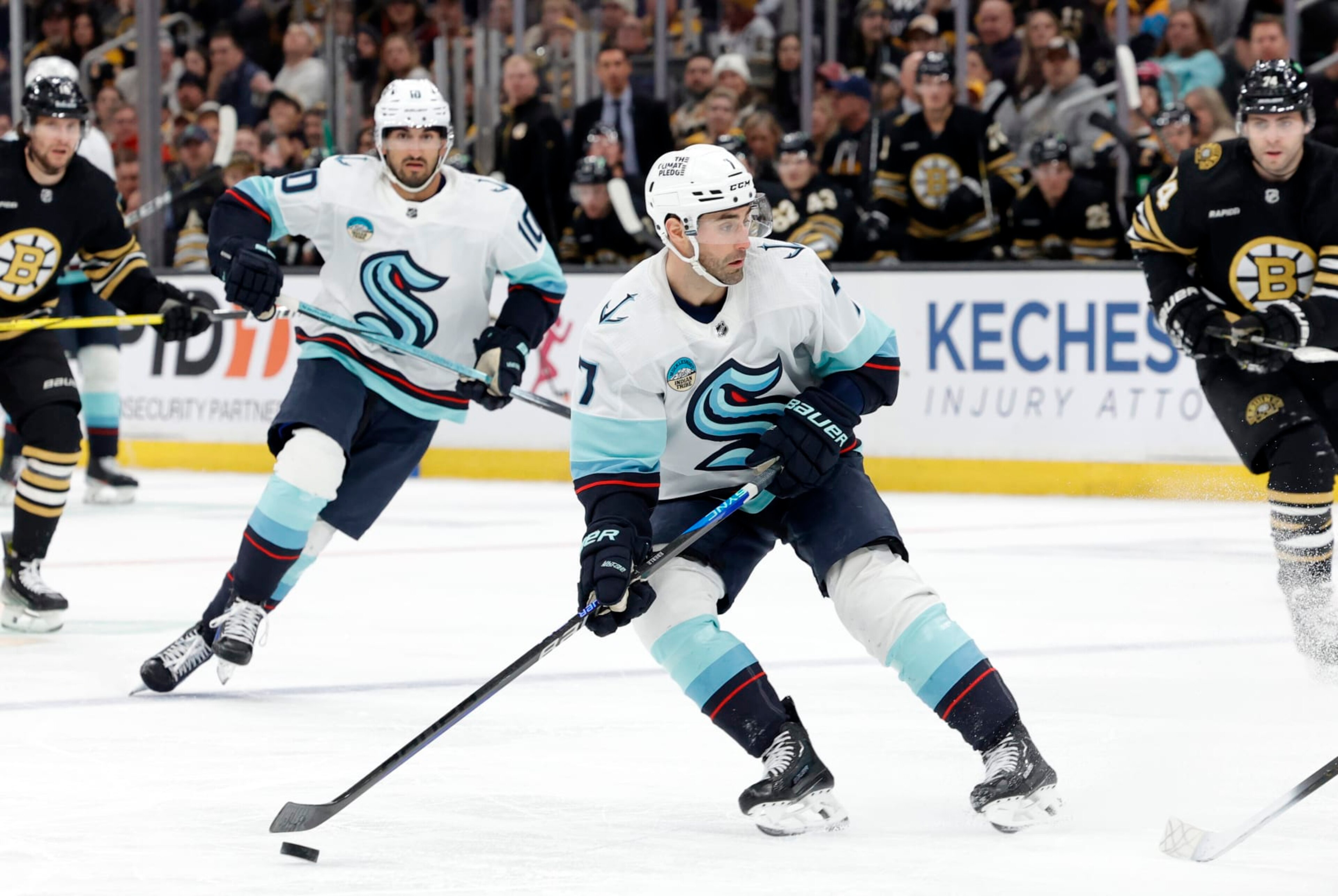 BOSTON, MA - FEBRUARY 15: Seattle Kraken right wing Jordan Eberle (7) holds the puck during a game between the Boston Bruins and the Seattle Kraken on February 15, 2024, at TD Garden in Boston, Massachusetts. (Photo by Fred Kfoury III/Icon Sportswire via Getty Images)