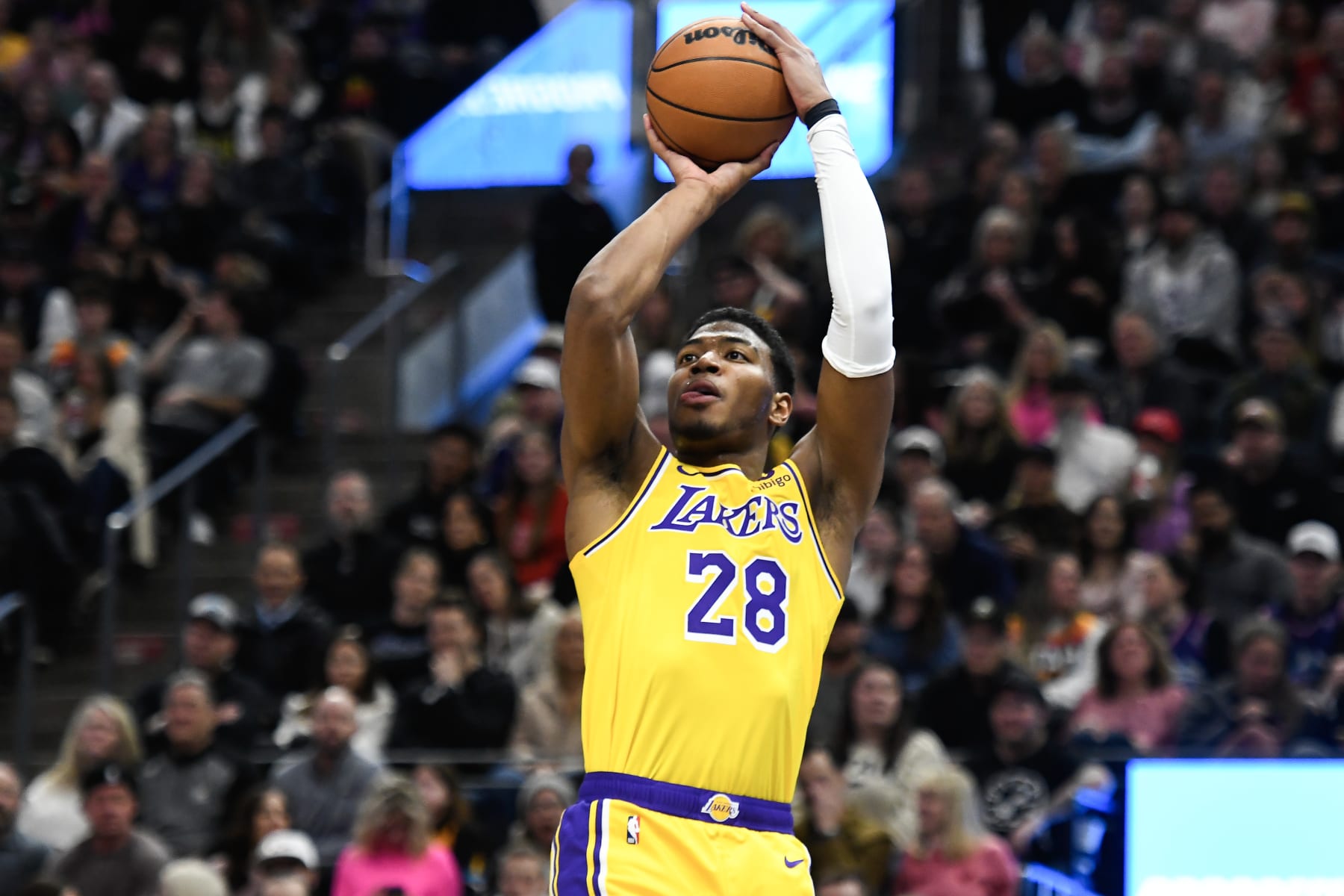 SALT LAKE CITY, UTAH - FEBRUARY 14: Rui Hachimura #28 of the Los Angeles Lakers in action during the first half of a game against the Utah Jazz at Delta Center on February 14, 2024 in Salt Lake City, Utah. NOTE TO USER: User expressly acknowledges and agrees that, by downloading and or using this photograph, User is consenting to the terms and conditions of the Getty Images License Agreement. (Photo by Alex Goodlett/Getty Images)