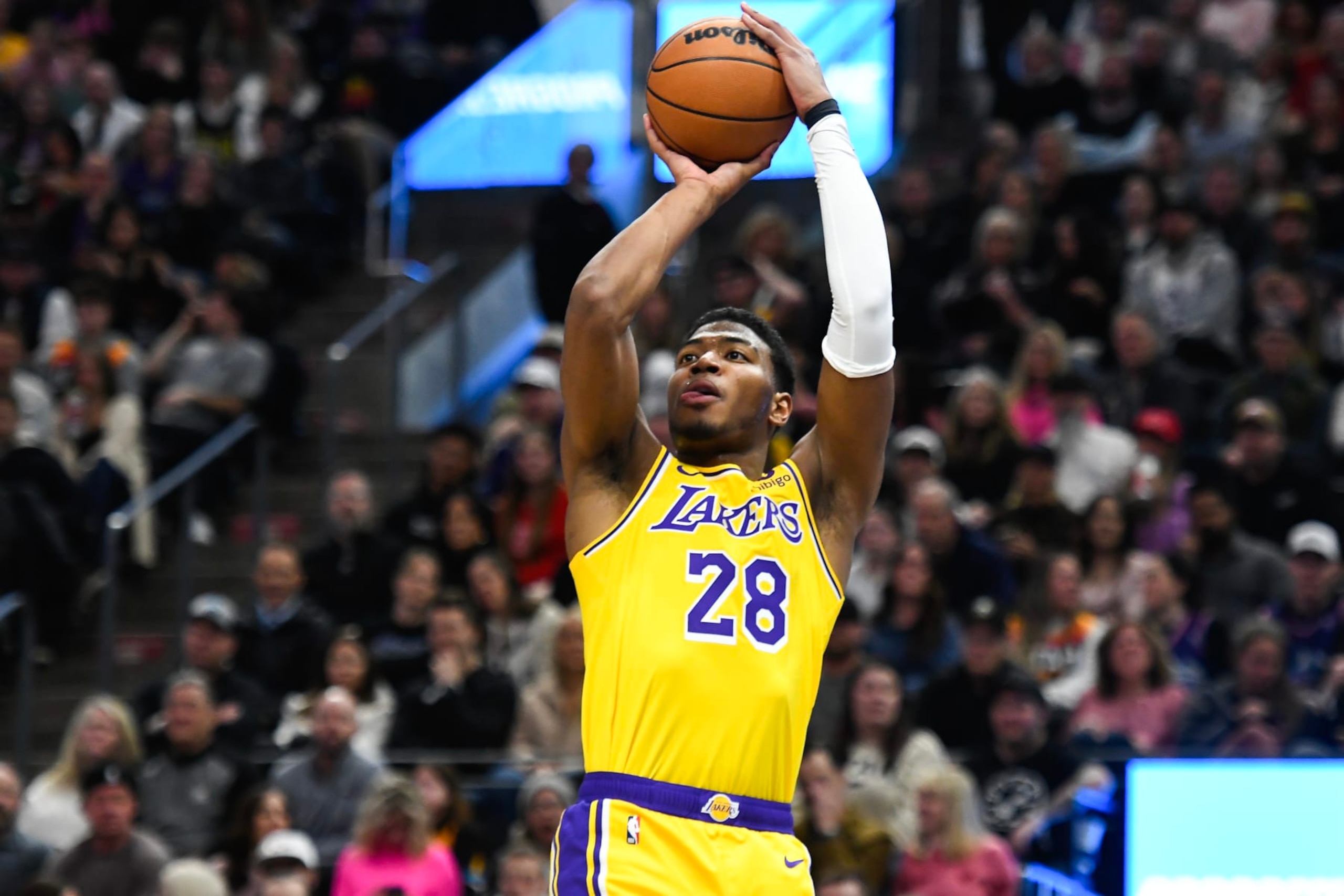 SALT LAKE CITY, UTAH - FEBRUARY 14: Rui Hachimura #28 of the Los Angeles Lakers in action during the first half of a game against the Utah Jazz at Delta Center on February 14, 2024 in Salt Lake City, Utah. NOTE TO USER: User expressly acknowledges and agrees that, by downloading and or using this photograph, User is consenting to the terms and conditions of the Getty Images License Agreement. (Photo by Alex Goodlett/Getty Images)