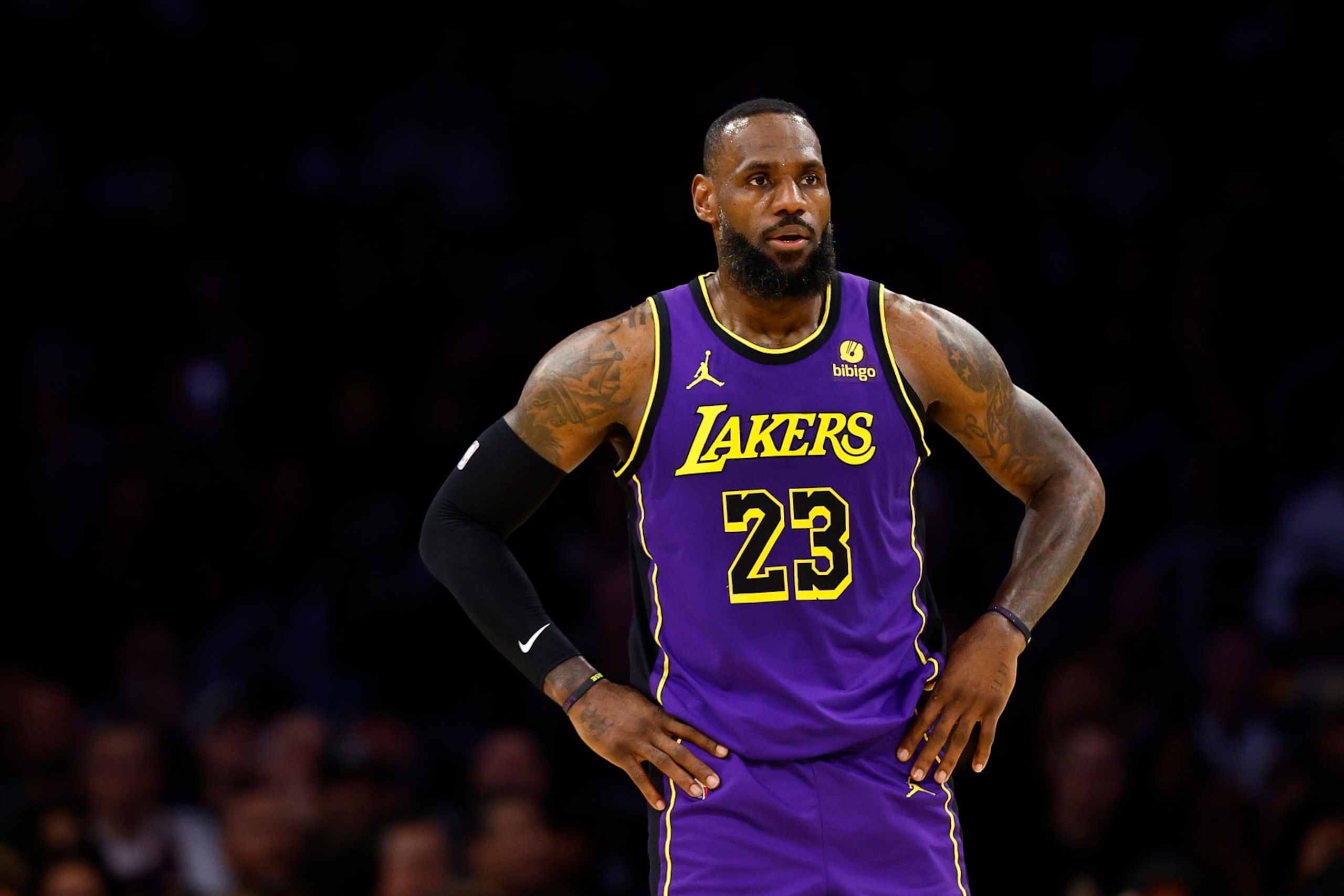 LOS ANGELES, CALIFORNIA - FEBRUARY 09:  LeBron James #23 of the Los Angeles Lakers in the first half at Crypto.com Arena on February 09, 2024 in Los Angeles, California.  NOTE TO USER: User expressly acknowledges and agrees that, by downloading and/or using this photograph, user is consenting to the terms and conditions of the Getty Images License Agreement.  (Photo by Ronald Martinez/Getty Images)