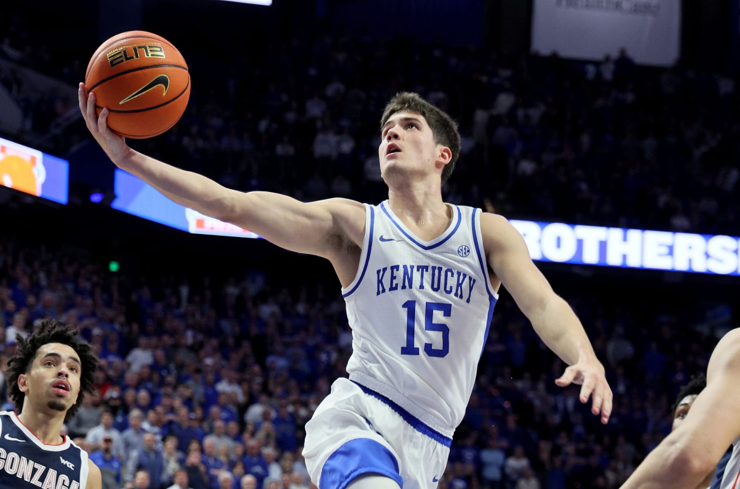 LEXINGTON, KENTUCKY - FEBRUARY 10: Reed Sheppard #15 of the Kentucky Wildcats shoots the ball in the second half against the Gonzaga Bulldogs  at Rupp Arena on February 10, 2024 in Lexington, Kentucky. (Photo by Andy Lyons/Getty Images)
