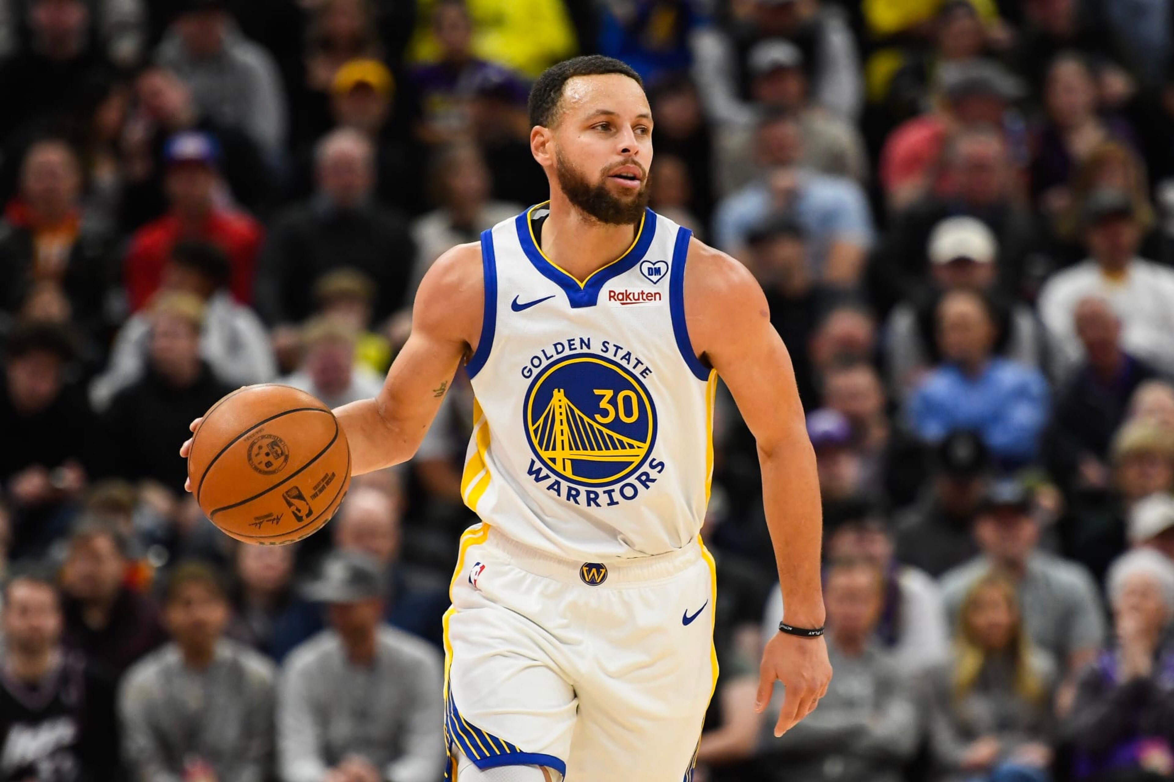 SALT LAKE CITY, UTAH - FEBRUARY 12: Stephen Curry #30 of the Golden State Warriors in action during a game against the Utah Jazz at Delta Center on February 12, 2024 in Salt Lake City, Utah. NOTE TO USER: User expressly acknowledges and agrees that, by downloading and or using this photograph, User is consenting to the terms and conditions of the Getty Images License Agreement.  (Photo by Alex Goodlett/Getty Images)