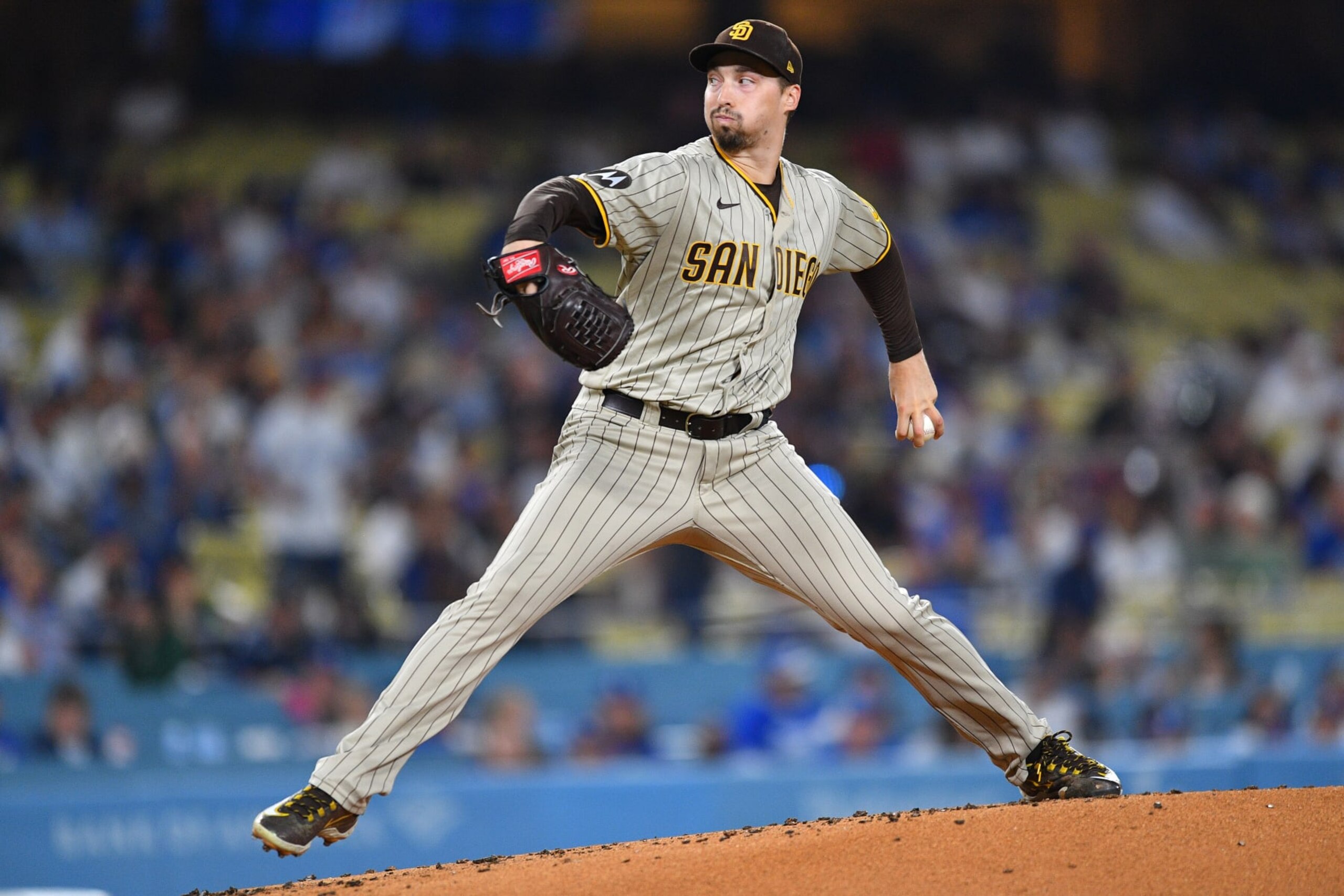 LOS ANGELES, CA - SEPTEMBER 13: San Diego Padres pitcher Blake Snell (4) throws a pitch during the MLB game between the San Diego Padres and the Los Angeles Dodgers on September 13, 2023 at Dodger Stadium in Los Angeles, CA. (Photo by Brian Rothmuller/Icon Sportswire via Getty Images)