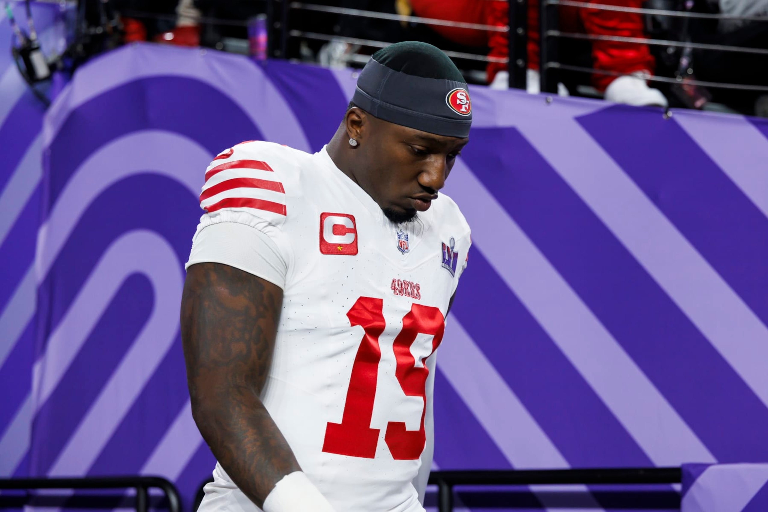 LAS VEGAS, NEVADA - FEBRUARY 11: Deebo Samuel #19 of the San Francisco 49ers enters the field after halftime during Super Bowl LVIII against the Kansas City Chiefs at Allegiant Stadium on February 11, 2024 in Las Vegas, Nevada. (Photo by Ryan Kang/Getty Images)