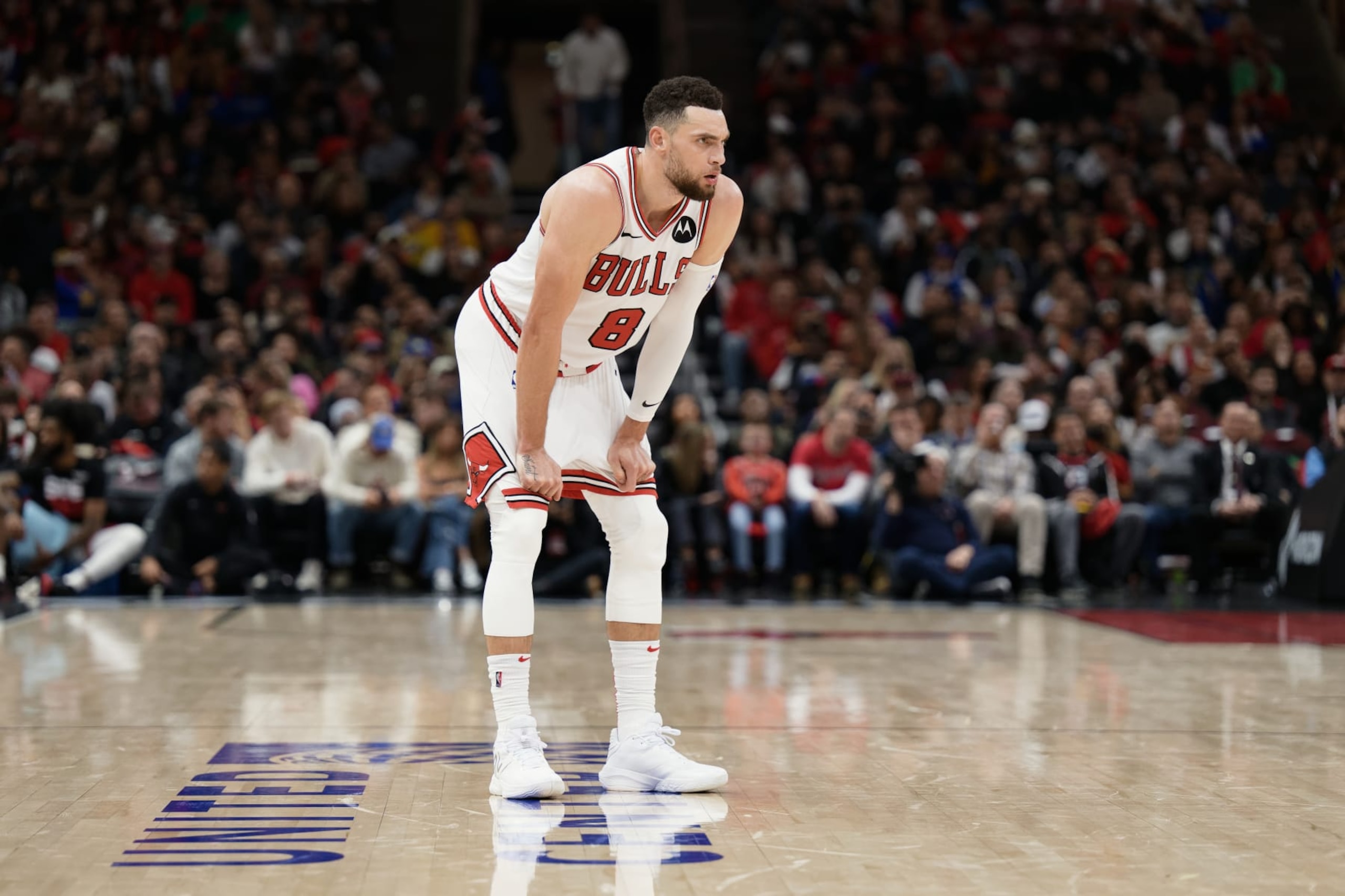 CHICAGO, ILLINOIS - JANUARY 12: Zach Lavine #8 of the Chicago Bulls controls the ball against the Golden State Warriors on January 12, 2024 at United Center in Chicago, Illinois. NOTE TO USER: User expressly acknowledges and agrees that, by downloading and or using this photograph, User is consenting to the terms and conditions of the Getty Images License Agreement. (Photo by Jamie Sabau/Getty Images) CHICAGO, ILLINOIS - JANUARY 12: Zach Lavine #8 of the Chicago Bulls controls the ball against the Golden State Warriors on January 12, 2024 at United Center in Chicago, Illinois. NOTE TO USER: User expressly acknowledges and agrees that, by downloading and or using this photograph, User is consenting to the terms and conditions of the Getty Images License Agreement. (Photo by Jamie Sabau/Getty Images)