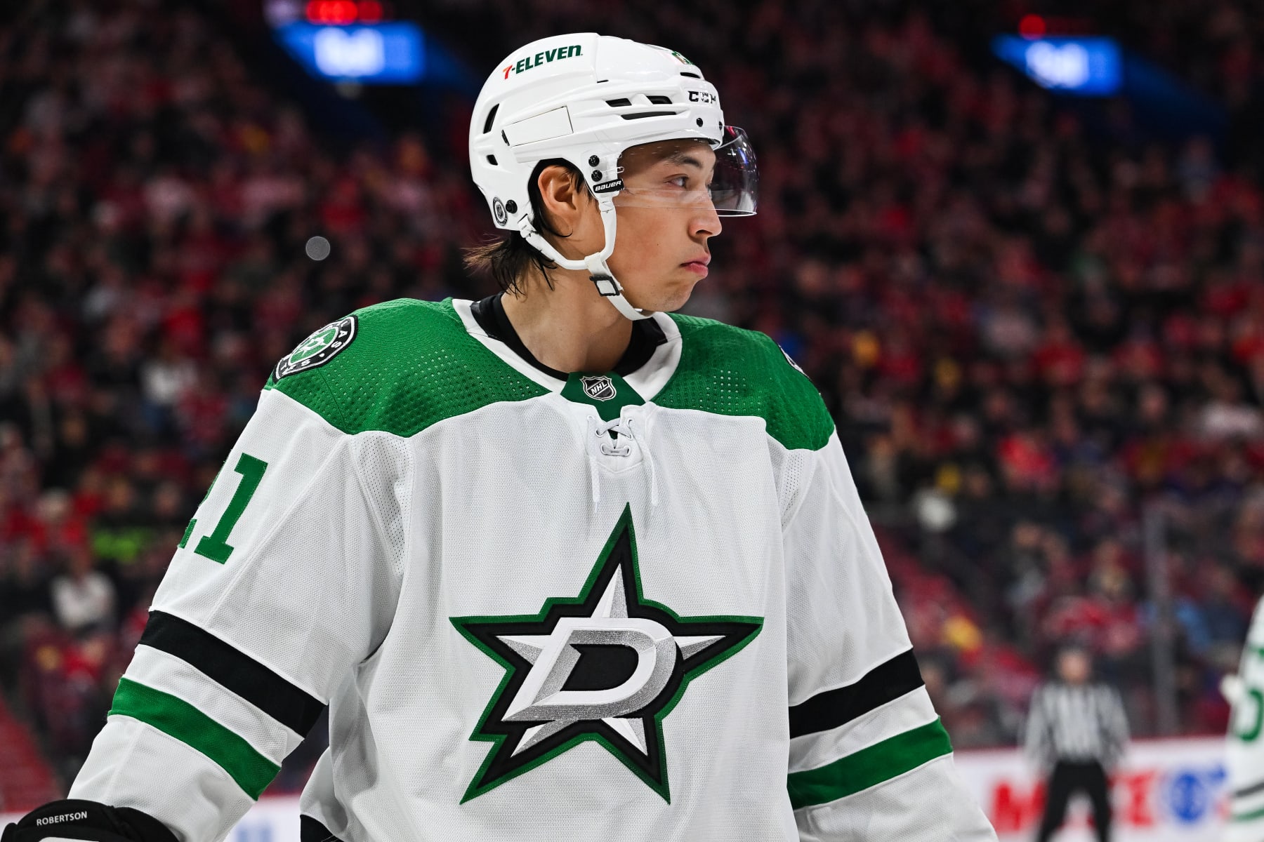 MONTREAL, QC - FEBRUARY 10: Look on Dallas Stars left wing Jason Robertson (21) during the Dallas Stars versus the Montreal Canadiens game on February 10, 2024, at Bell Centre in Montreal, QC (Photo by David Kirouac/Icon Sportswire via Getty Images)