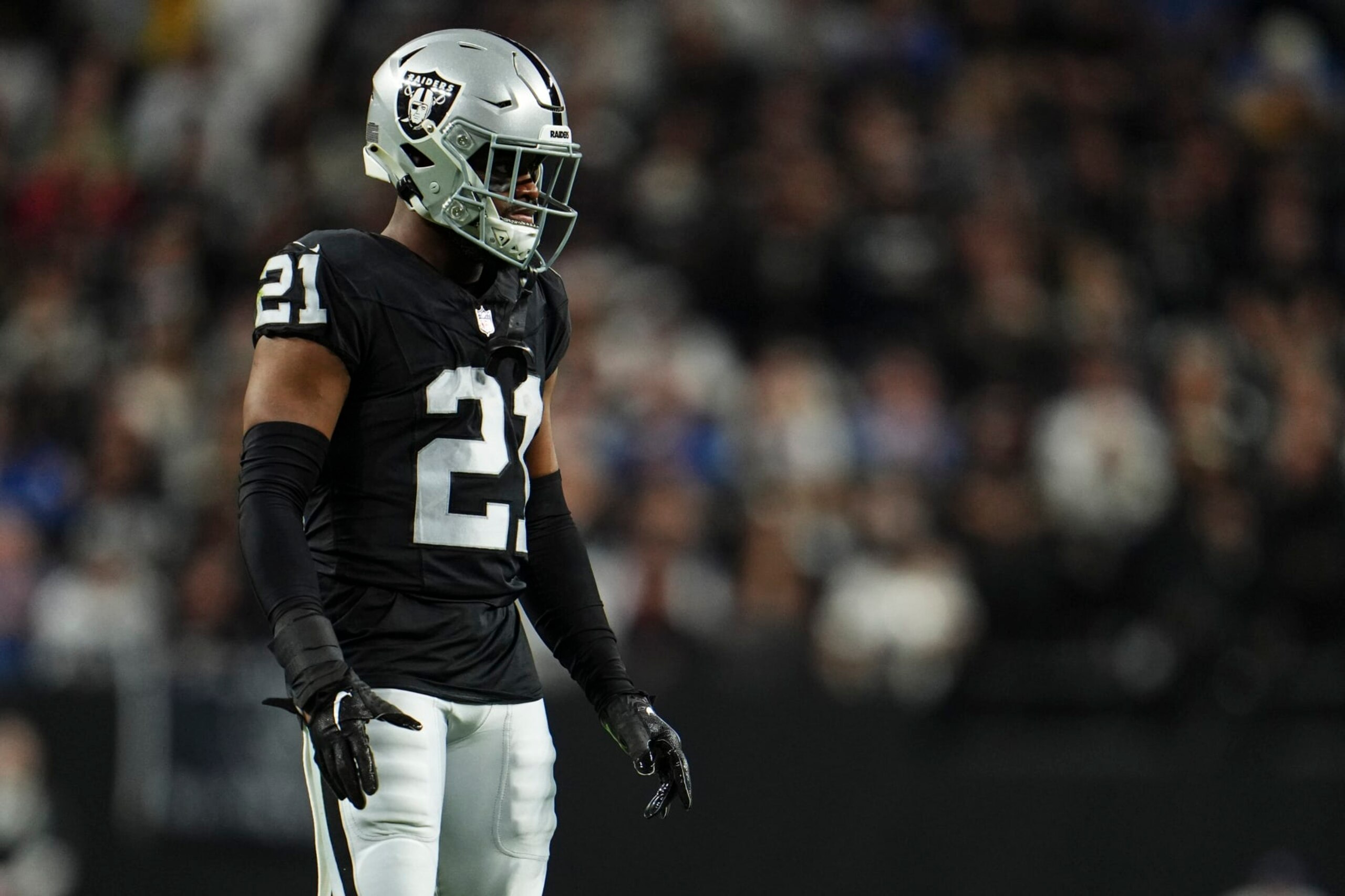 Raiders CB Amik Robertson Raiders CB Amik Robertson