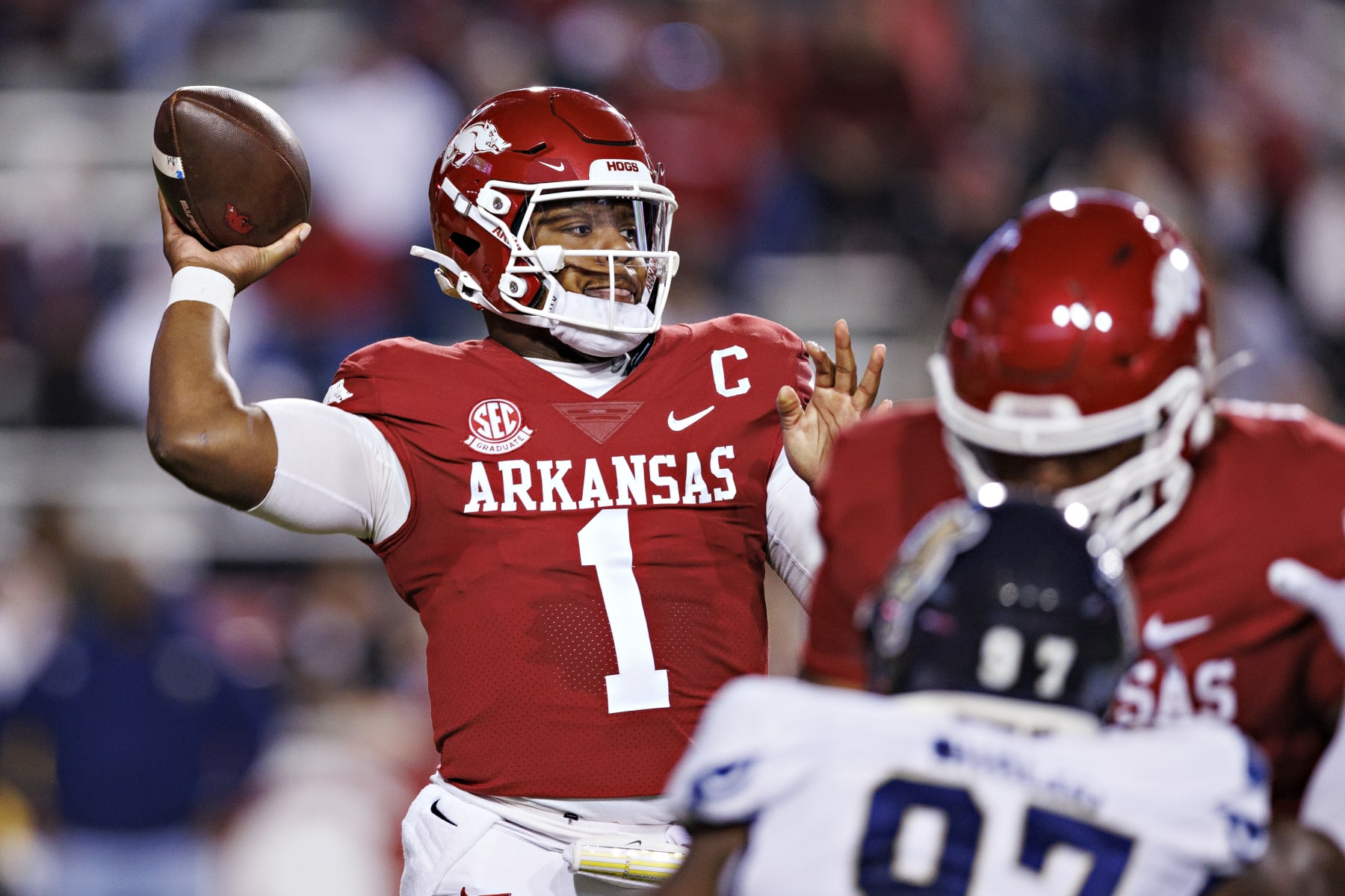 FAYETTEVILLE, ARKANSAS - NOVEMBER 18: K.J. Jefferson #1 of the Arkansas Razorbacks throws a pass during a game against the FIU Panthers at Donald W. Reynolds Razorback Stadium on November 18, 2023 in Fayetteville, Arkansas. The Razorbacks defeated the Panthers 44-20. (Photo by Wesley Hitt/Getty Images)