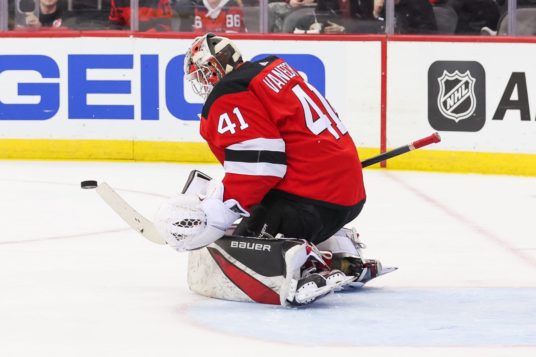 NEWARK, NJ - FEBRUARY 08: New Jersey Devils goaltender Vitek Vanecek (41) makes a save during a game between the Calgary Flames and New Jersey Devils on February 08, 2024 at Prudential Center in the Newark, New Jersey. (Photo by Andrew Mordzynski/Icon Sportswire via Getty Images)