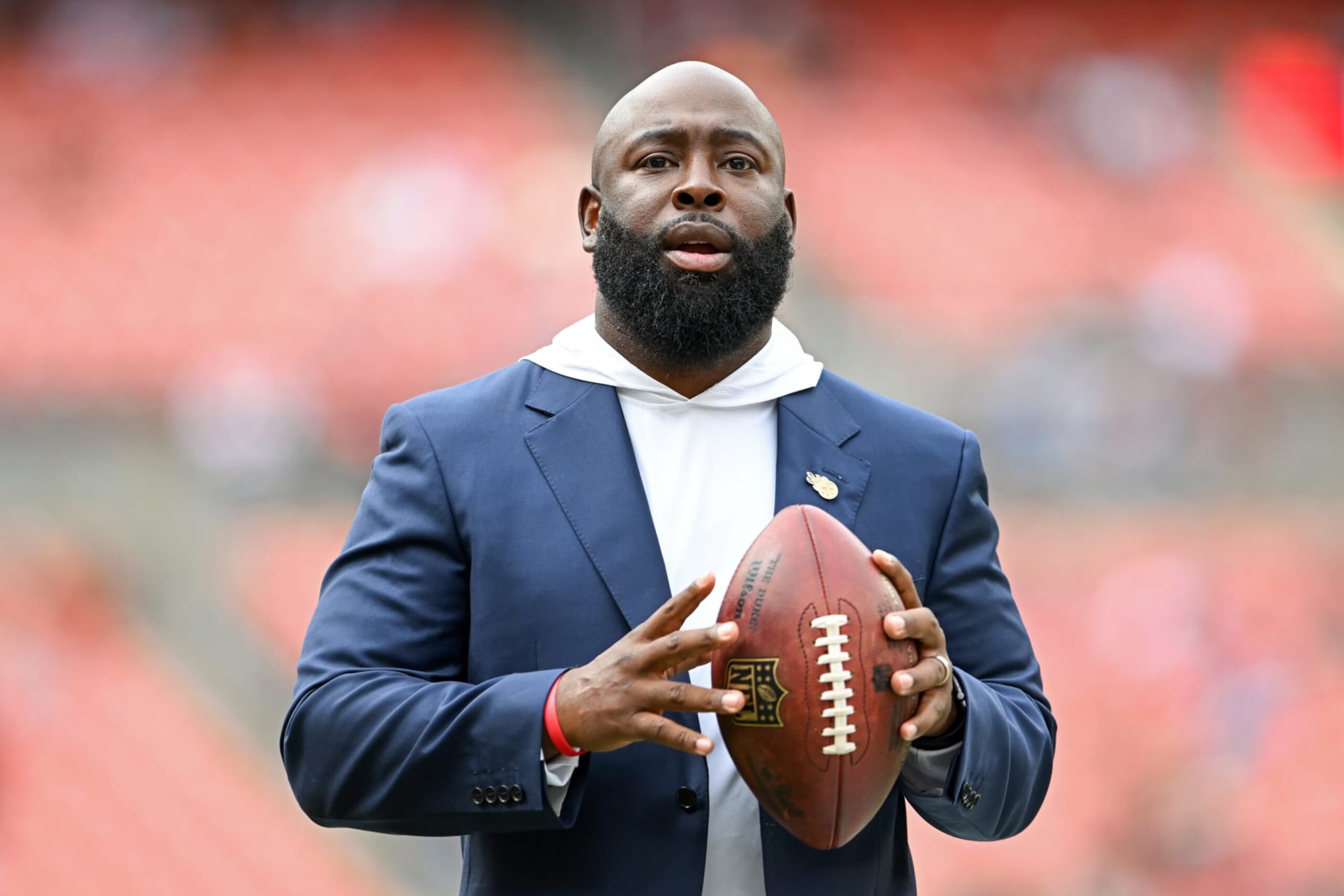 CLEVELAND, OHIO - SEPTEMBER 24: General manager Ran Carthon of the Tennessee Titans looks on prior to a game against the Cleveland Browns at Cleveland Browns Stadium on September 24, 2023 in Cleveland, Ohio. (Photo by Nick Cammett/Diamond Images via Getty Images)