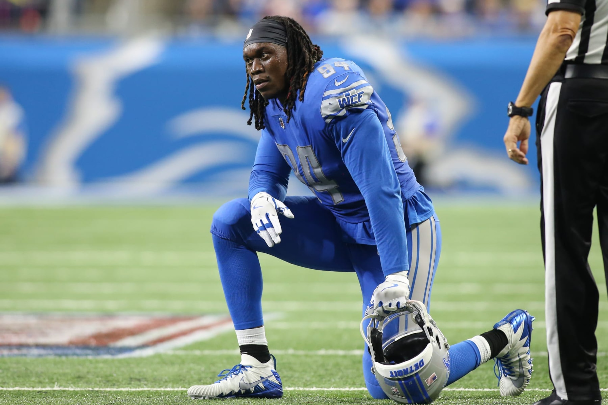 DETROIT, MI - SEPTEMBER 10: Detroit Lions defensive end Ezekiel Ansah (94) kneels during an injury timeout during a regular season game between the New York Jets and the Detroit Lions on September 10, 2018 at Ford Field in Detroit, Michigan. (Photo by Scott W. Grau/Icon Sportswire via Getty Images) DETROIT, MI - SEPTEMBER 10: Detroit Lions defensive end Ezekiel Ansah (94) kneels during an injury timeout during a regular season game between the New York Jets and the Detroit Lions on September 10, 2018 at Ford Field in Detroit, Michigan. (Photo by Scott W. Grau/Icon Sportswire via Getty Images)