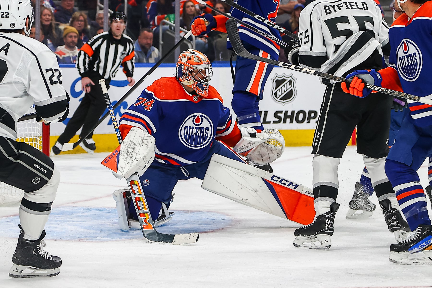 EDMONTON, AB - FEBRUARY 26: Edmonton Oilers Goalie Stuart Skinner (74) makes a power play save in the second period of the Edmonton Oilers game versus the Los Angeles Kings on February 26, 2024, at Rogers Place in Edmonton, AB. (Photo by Curtis Comeau/Icon Sportswire via Getty Images)