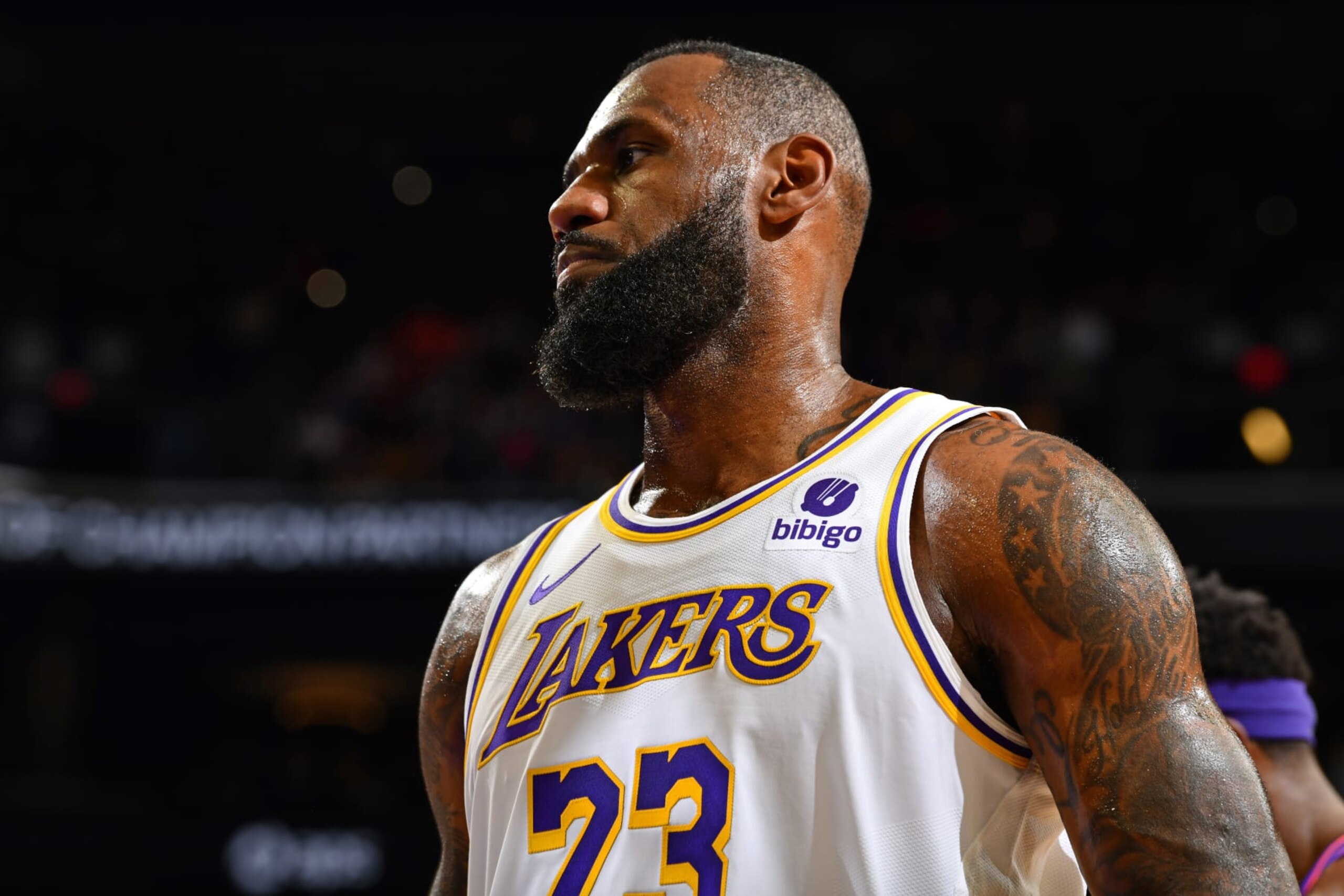 PHOENIX, AZ - FEBRUARY 25: LeBron James #23 of the Los Angeles Lakers looks on during the game against the Phoenix Suns on February 25, 2024 at Footprint Center in Phoenix, Arizona. NOTE TO USER: User expressly acknowledges and agrees that, by downloading and or using this photograph, user is consenting to the terms and conditions of the Getty Images License Agreement. Mandatory Copyright Notice: Copyright 2024 NBAE (Photo by Barry Gossage/NBAE via Getty Images)
