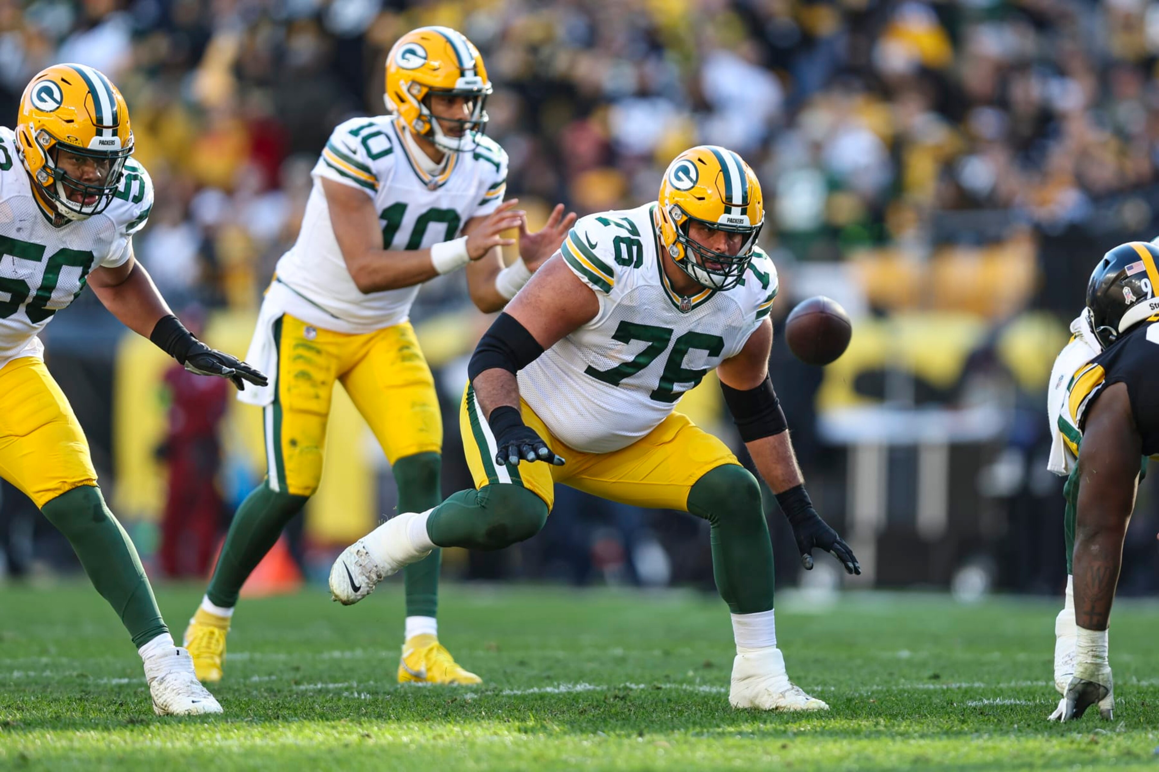 PITTSBURGH, PA - NOVEMBER 12: Jon Runyan #76 of the Green Bay Packers drops back to block during an NFL football game against the Pittsburgh Steelers at Acrisure Stadium on November 12, 2023 in Pittsburgh, Pennsylvania. (Photo by Perry Knotts/Getty Images) PITTSBURGH, PA - NOVEMBER 12: Jon Runyan #76 of the Green Bay Packers drops back to block during an NFL football game against the Pittsburgh Steelers at Acrisure Stadium on November 12, 2023 in Pittsburgh, Pennsylvania. (Photo by Perry Knotts/Getty Images)