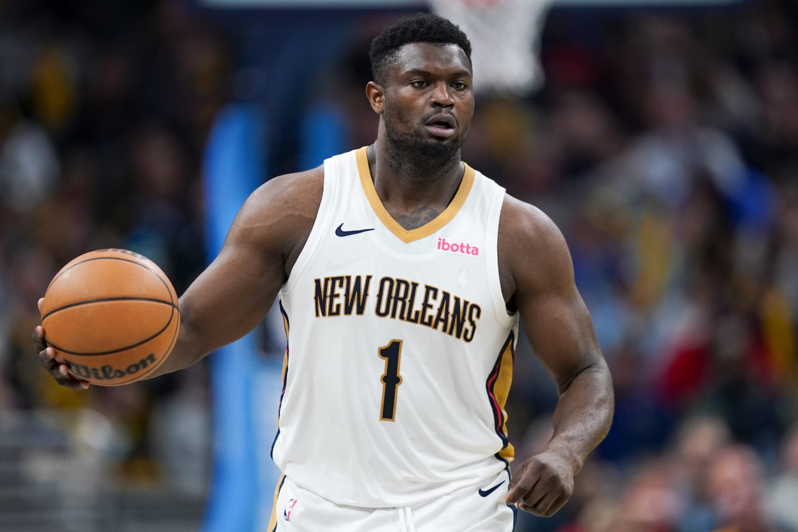 INDIANAPOLIS, INDIANA - FEBRUARY 28: Zion Williamson #1 of the New Orleans Pelicans dribbles the ball in the fourth quarter against the Indiana Pacers at Gainbridge Fieldhouse on February 28, 2024 in Indianapolis, Indiana. NOTE TO USER: User expressly acknowledges and agrees that, by downloading and or using this photograph, User is consenting to the terms and conditions of the Getty Images License Agreement. (Photo by Dylan Buell/Getty Images)