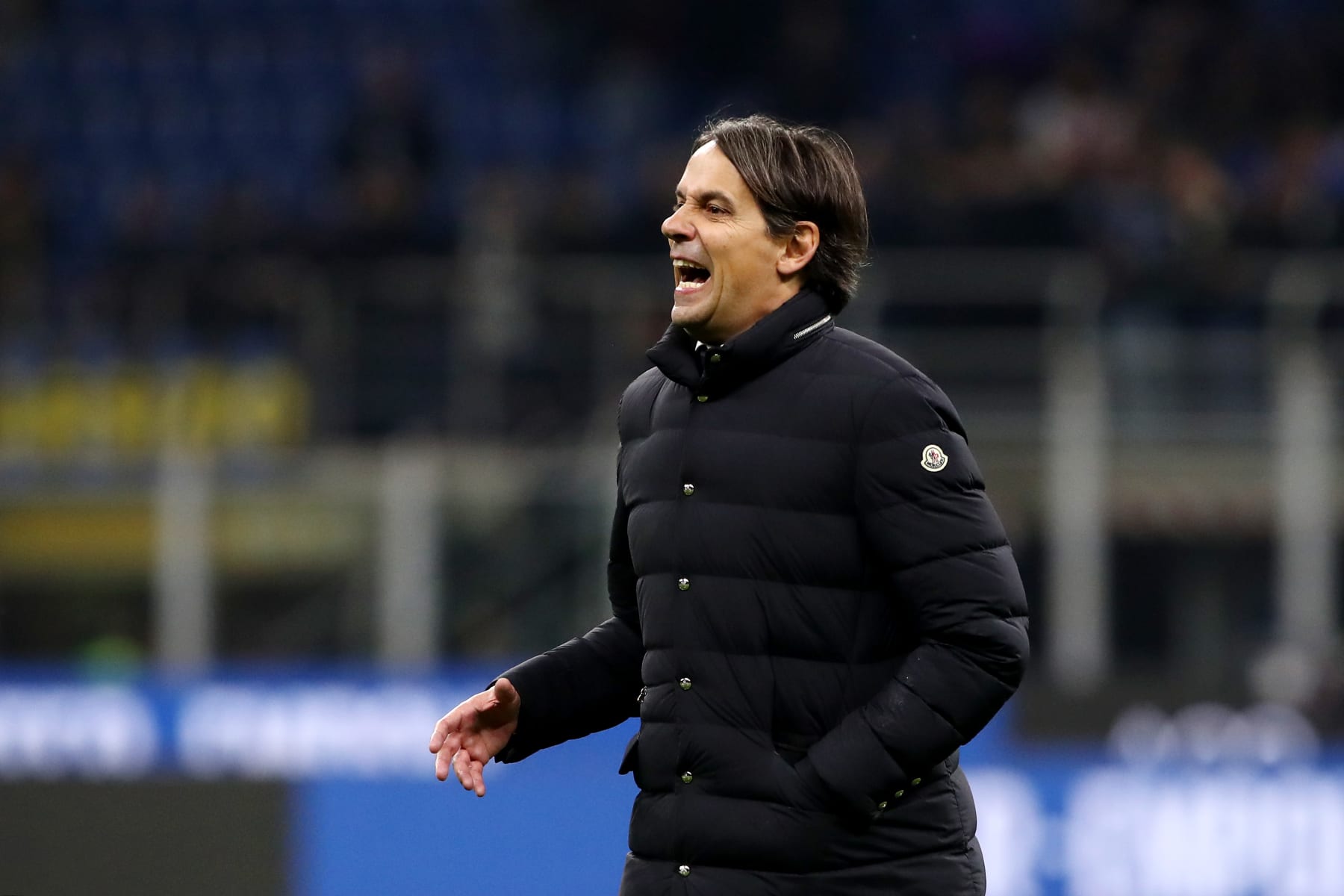 MILAN, ITALY - FEBRUARY 28: Simone Inzaghi, Head Coach of FC Internazionale, celebrates victory in the Serie A TIM match between FC Internazionale and Atalanta BC Serie A TIM at Stadio Giuseppe Meazza on February 28, 2024 in Milan, Italy. (Photo by Marco Luzzani/Getty Images)