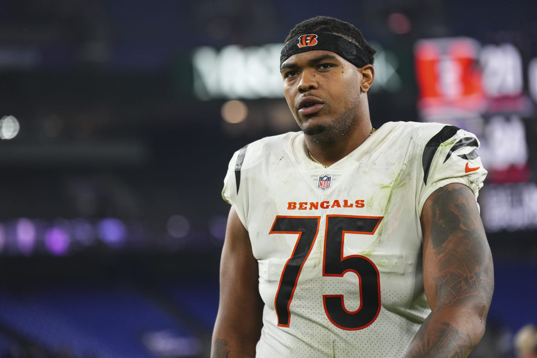 BALTIMORE, MD - NOVEMBER 16: Orlando Brown Jr. #75 of the Cincinnati Bengals walks off of the field after an NFL football game against the Baltimore Ravens at M&T Bank Stadium on November 16, 2023 in Baltimore, Maryland. (Photo by Cooper Neill/Getty Images)