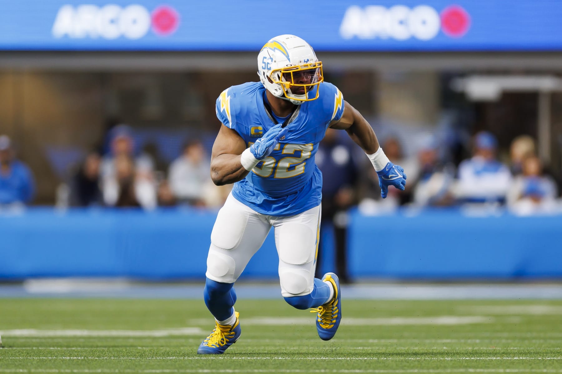 Chargers Edge Khalil Mack