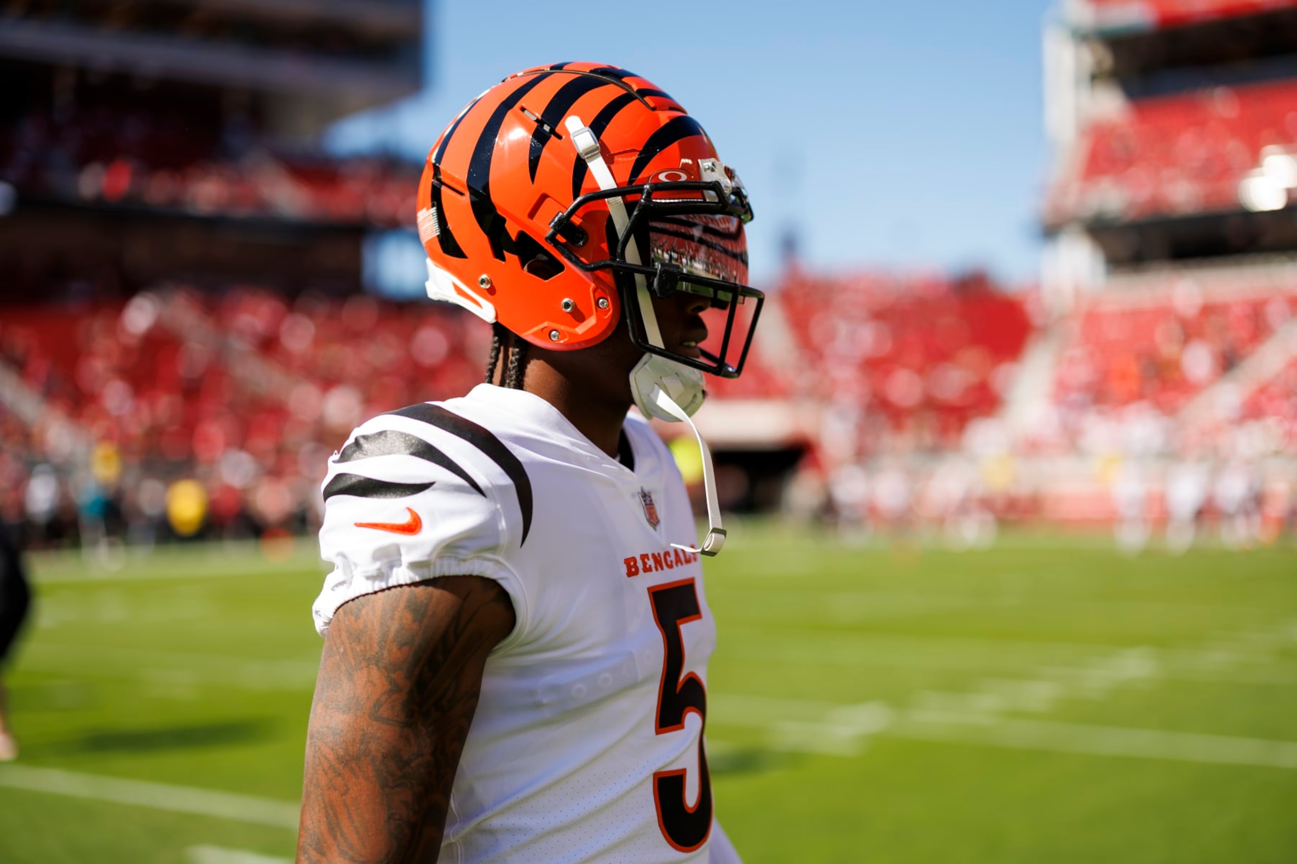 SANTA CLARA, CALIFORNIA - OCTOBER 29: Tee Higgins #5 of the Cincinnati Bengals looks on during pregame warmups before an NFL football game against the San Francisco 49ers at Levi's Stadium on October 29, 2023 in Santa Clara, California. (Photo by Ryan Kang/Getty Images)