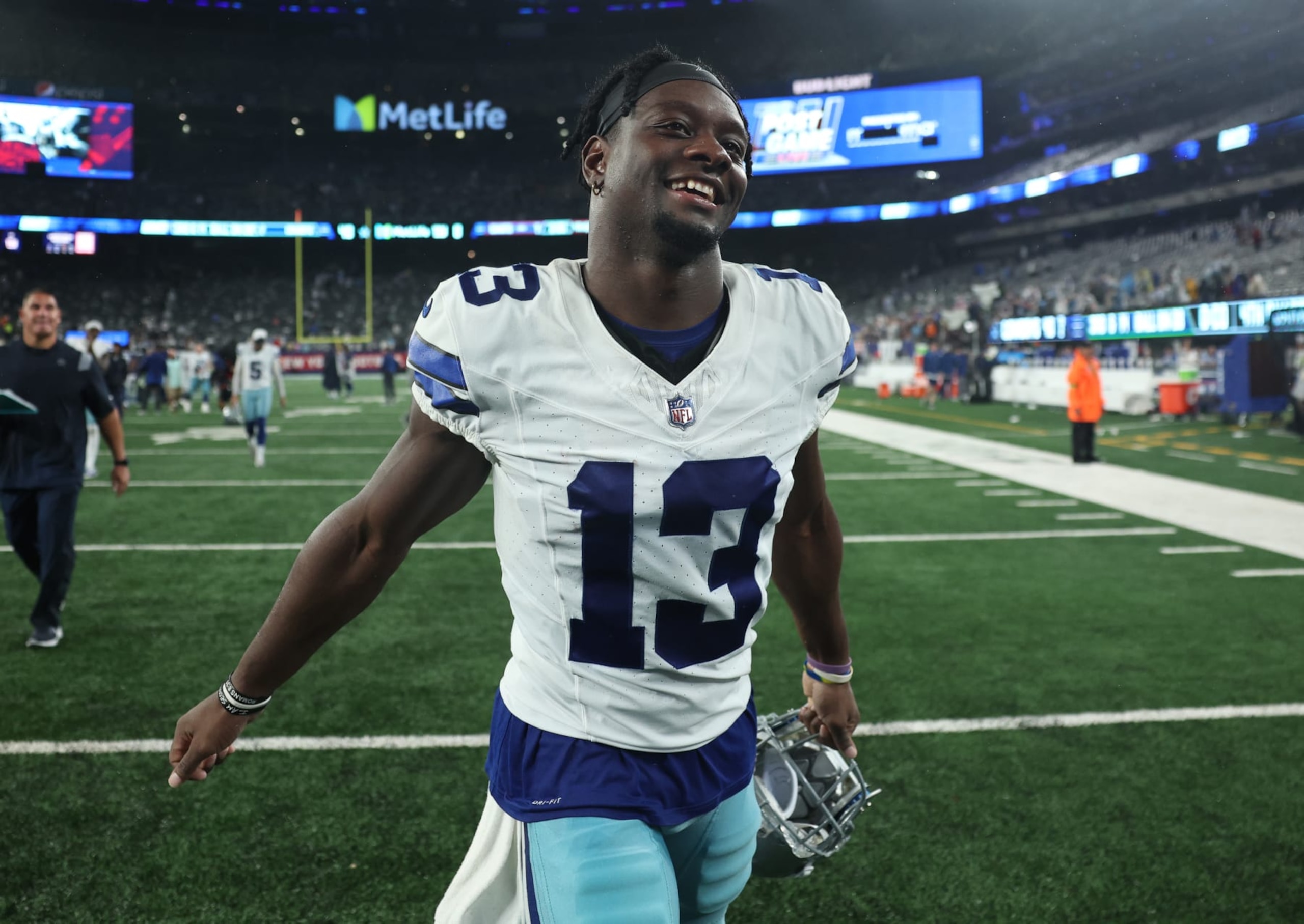 EAST RUTHERFORD, NEW JERSEY - SEPTEMBER 10: Michael Gallup #13 of the Dallas Cowboys reacts after a 40-0 victory against the New York Giants at MetLife Stadium on September 10, 2023 in East Rutherford, New Jersey. (Photo by Tim Nwachukwu/Getty Images) EAST RUTHERFORD, NEW JERSEY - SEPTEMBER 10: Michael Gallup #13 of the Dallas Cowboys reacts after a 40-0 victory against the New York Giants at MetLife Stadium on September 10, 2023 in East Rutherford, New Jersey. (Photo by Tim Nwachukwu/Getty Images)