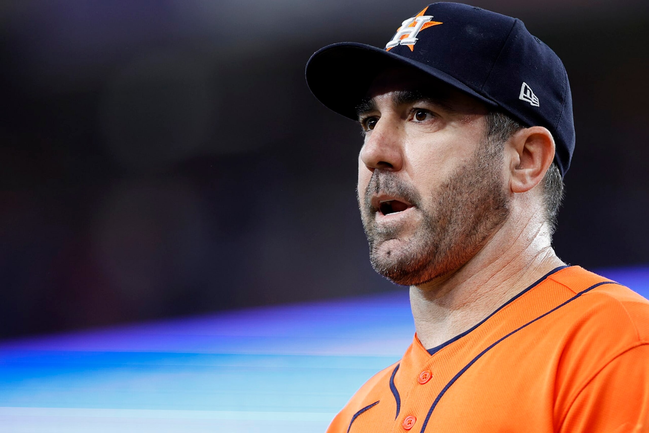 ARLINGTON, TEXAS - OCTOBER 20: Justin Verlander #35 of the Houston Astros walks back to the dugout against the Texas Rangers during the first inning in Game Five of the American League Championship Series at Globe Life Field on October 20, 2023 in Arlington, Texas. (Photo by Carmen Mandato/Getty Images)