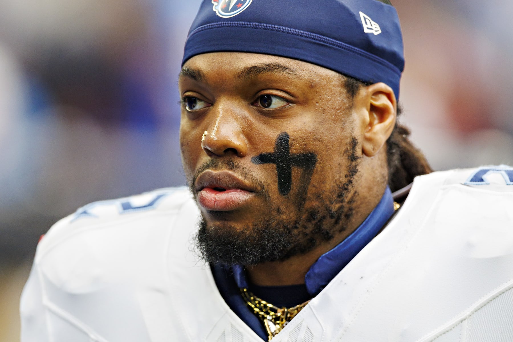 HOUSTON, TEXAS - DECEMBER 31: Derek Henry #22 of the Tennessee Titans on the sidelines during the game against the Houston Texans at NRG Stadium on December 31, 2023 in Houston, Texas. The Texans defeated the Titans 26-3.  (Photo by Wesley Hitt/Getty Images)