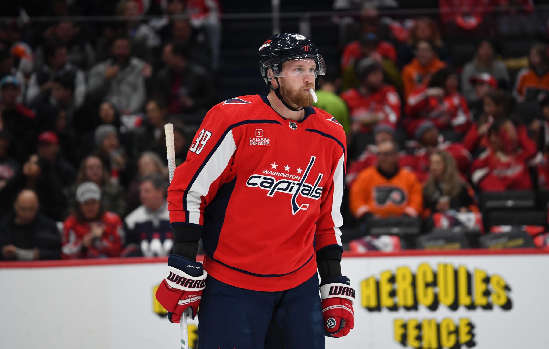 WASHINGTON, DC - MARCH 01: Capitals right wing Anthony Mantha (39) waits for a face-off during the Philadelphia Flyers versus Washington Capitals National Hockey League game on March 1, 2024 at Capital One Arena in Washington, D.C.. (Photo by Randy Litzinger/Icon Sportswire via Getty Images)