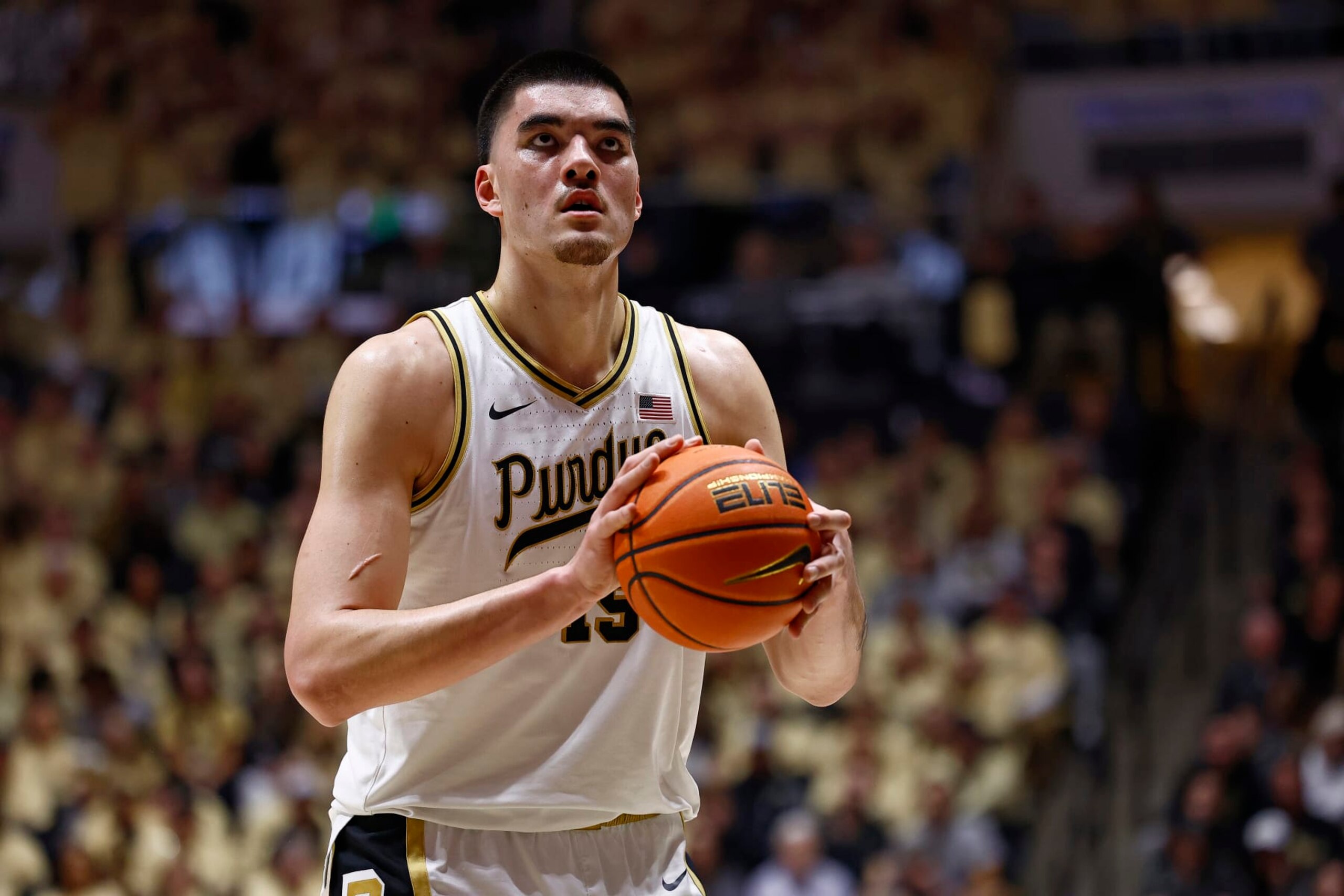 WEST LAFAYETTE, IN - MARCH 02: Purdue Boilermakers center Zach Edey (15) prepares to take his free throw attempt during a mens college basketball game between the Michigan State Spartans and the Purdue Boilermakers on March 02, 2024 at Mackey Arena in West Lafayette, IN.  (Photo by Jeffrey Brown/Icon Sportswire via Getty Images)