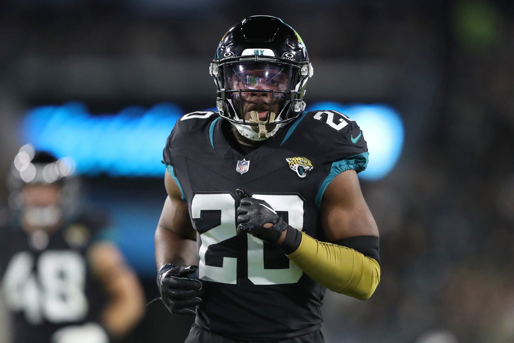 JACKSONVILLE, FLORIDA - DECEMBER 04: Daniel Thomas #20 of the Jacksonville Jaguars in action during the first half of a game against the Cincinnati Bengals at EverBank Stadium on December 04, 2023 in Jacksonville, Florida. (Photo by Courtney Culbreath/Getty Images) JACKSONVILLE, FLORIDA - DECEMBER 04: Daniel Thomas #20 of the Jacksonville Jaguars in action during the first half of a game against the Cincinnati Bengals at EverBank Stadium on December 04, 2023 in Jacksonville, Florida. (Photo by Courtney Culbreath/Getty Images)