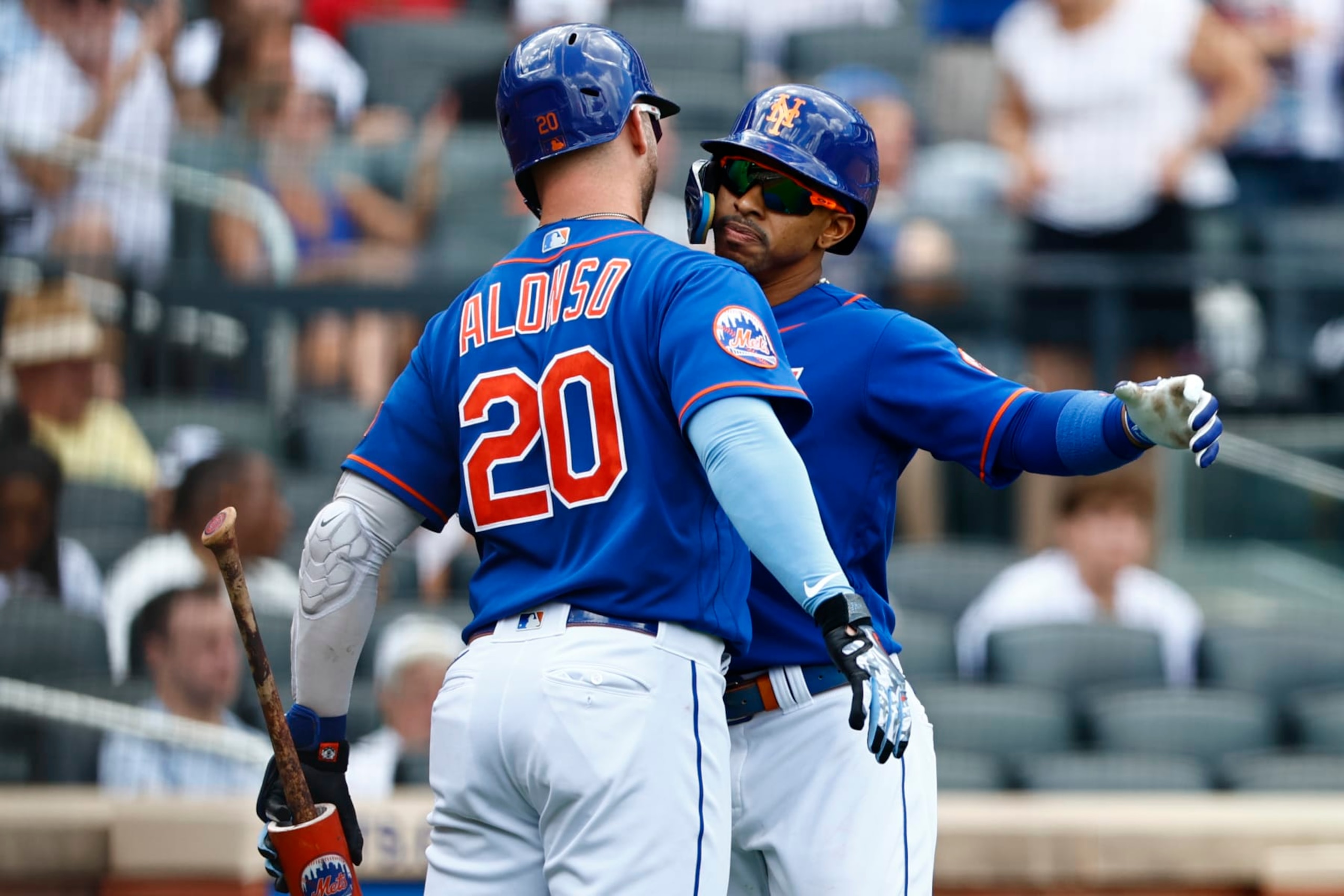 Pete Alonso (L) and Francisco Lindor (R)