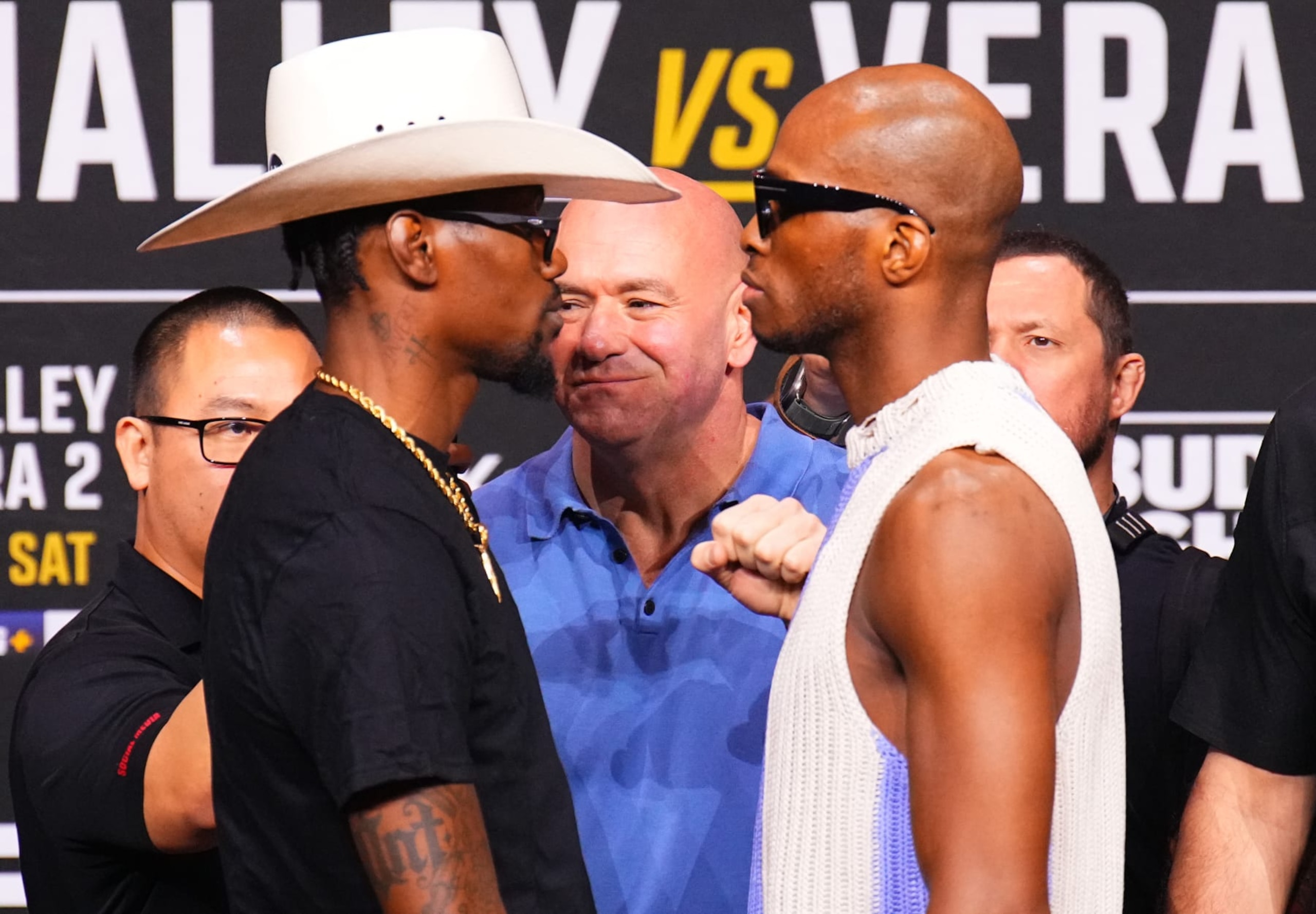 Kevin Holland squares off with Michael Page Kevin Holland squares off with Michael Page