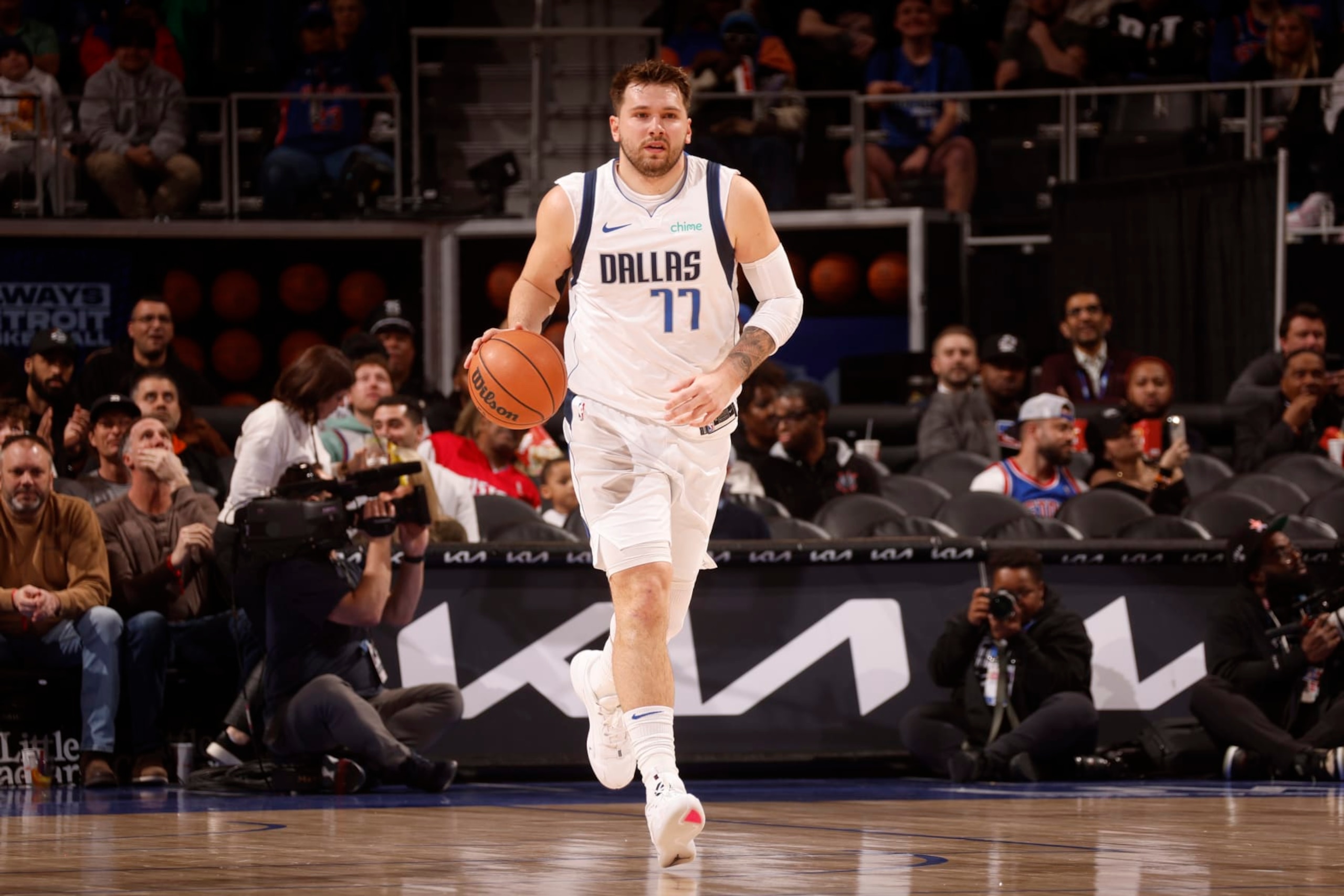 DETROIT, MI - MARCH 9: Luka Doncic #77 of the Dallas Mavericks dribbles the ball during the game against the Detroit Pistons on March 9, 2024 at Little Caesars Arena in Detroit, Michigan. NOTE TO USER: User expressly acknowledges and agrees that, by downloading and/or using this photograph, User is consenting to the terms and conditions of the Getty Images License Agreement. Mandatory Copyright Notice: Copyright 2024 NBAE (Photo by Brian Sevald/NBAE via Getty Images)