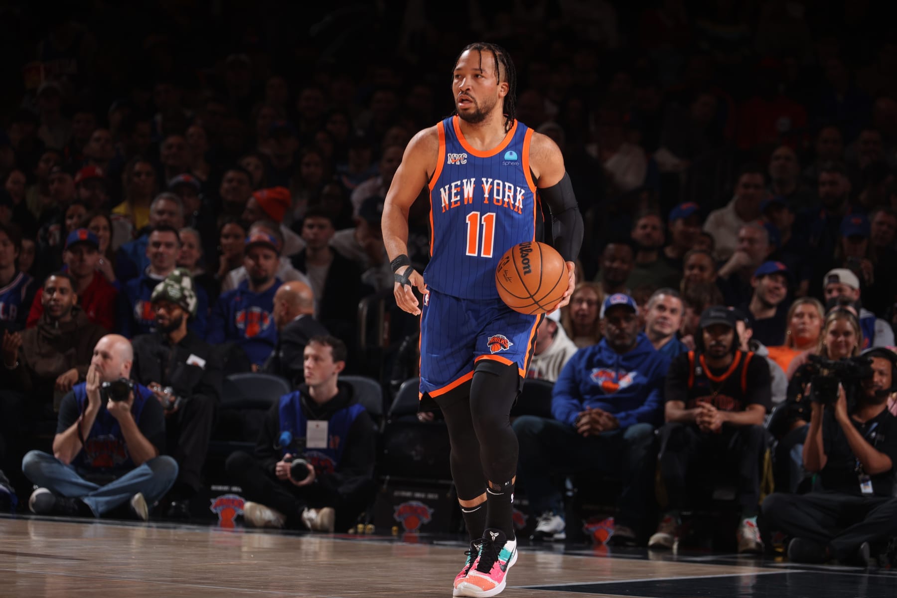 NEW YORK, NY - MARCH 10: Jalen Brunson #11 of the New York Knicks dribbles the ball during the game against the Philadelphia 76ers on March 10, 2024 at Madison Square Garden in New York City, New York.  NOTE TO USER: User expressly acknowledges and agrees that, by downloading and or using this photograph, User is consenting to the terms and conditions of the Getty Images License Agreement. Mandatory Copyright Notice: Copyright 2024 NBAE  (Photo by Nathaniel S. Butler/NBAE via Getty Images)