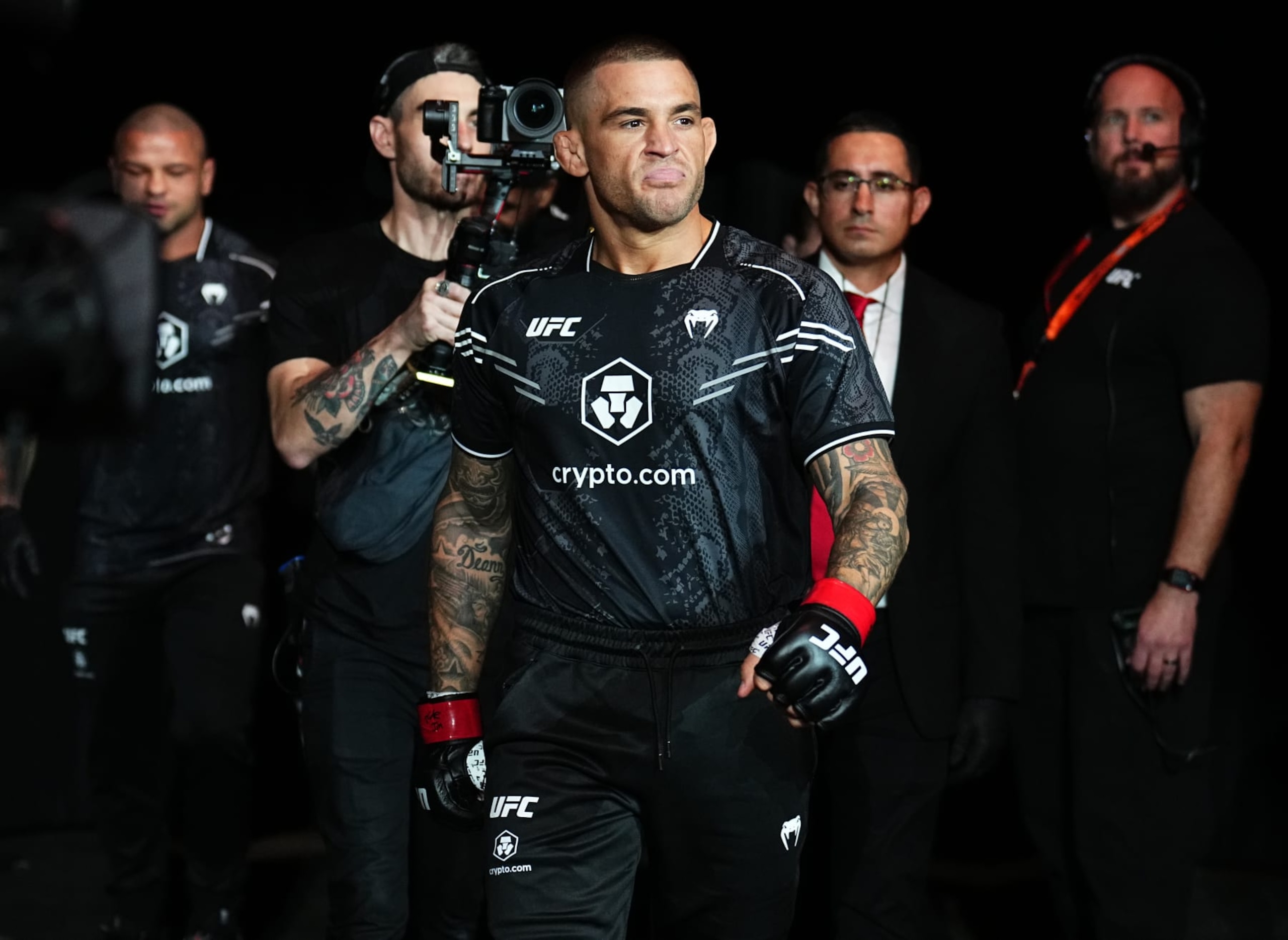 MIAMI, FLORIDA - MARCH 09: Dustin Poirier prepares to face Benoit Saint Denis of France in a lightweight fight during the UFC 299 event at Kaseya Center on March 09, 2024 in Miami, Florida. (Photo by Chris Unger/Zuffa LLC via Getty Images)
