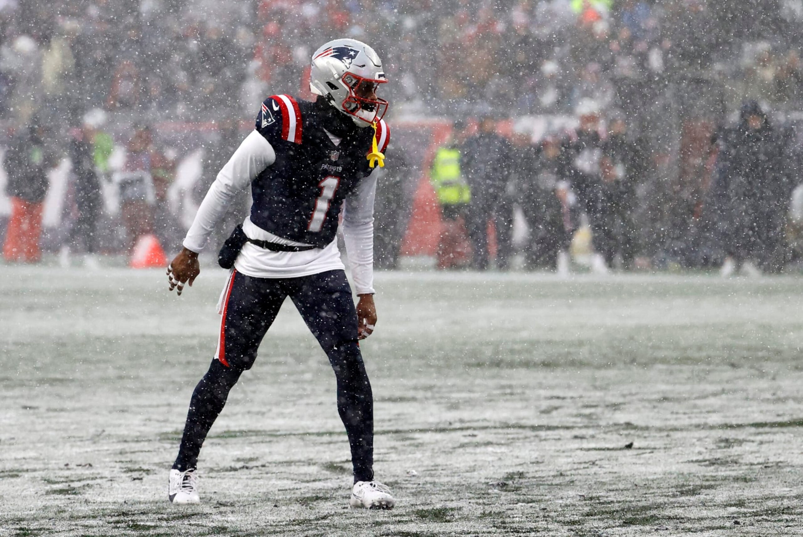 FOXBOROUGH, MA - JANUARY 07: New England Patriots wide receiver DeVante Parker (1) lines up during a game between the New England Patriots and the New York Jets on January 7, 2024, at Gillette Stadium in Foxborough, Massachusetts. (Photo by Fred Kfoury III/Icon Sportswire via Getty Images)