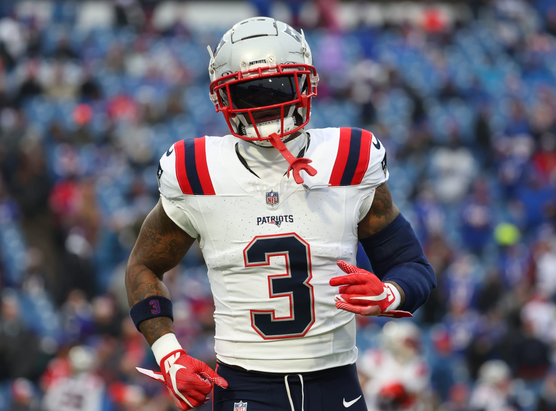 ORCHARD PARK, NEW YORK - DECEMBER 31: Mack Wilson Sr. #3 of the New England Patriots looks on before a game against the Buffalo Bills at Highmark Stadium on December 31, 2023 in Orchard Park, New York. (Photo by Timothy T Ludwig/Getty Images) ORCHARD PARK, NEW YORK - DECEMBER 31: Mack Wilson Sr. #3 of the New England Patriots looks on before a game against the Buffalo Bills at Highmark Stadium on December 31, 2023 in Orchard Park, New York. (Photo by Timothy T Ludwig/Getty Images)