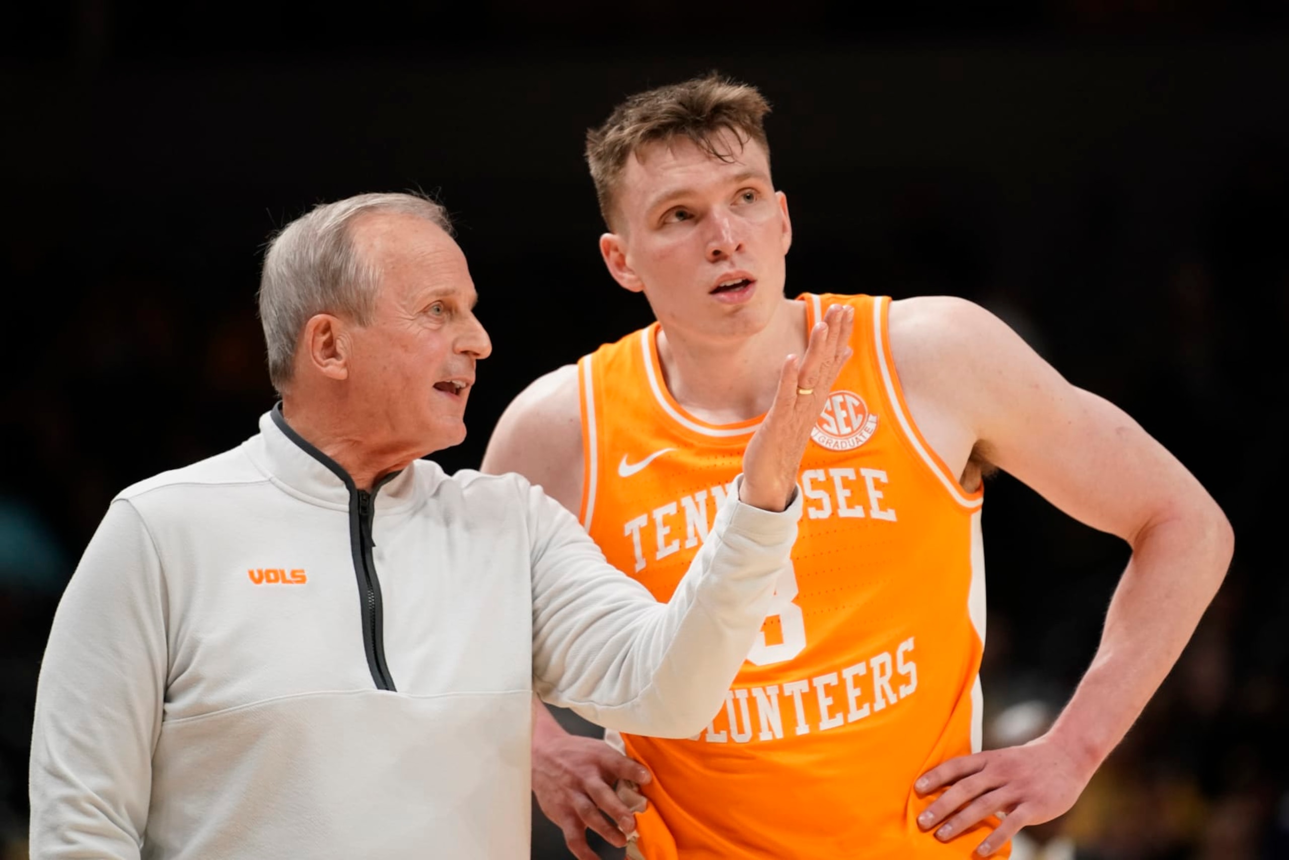 Rick Barnes and Dalton Knecht Rick Barnes and Dalton Knecht