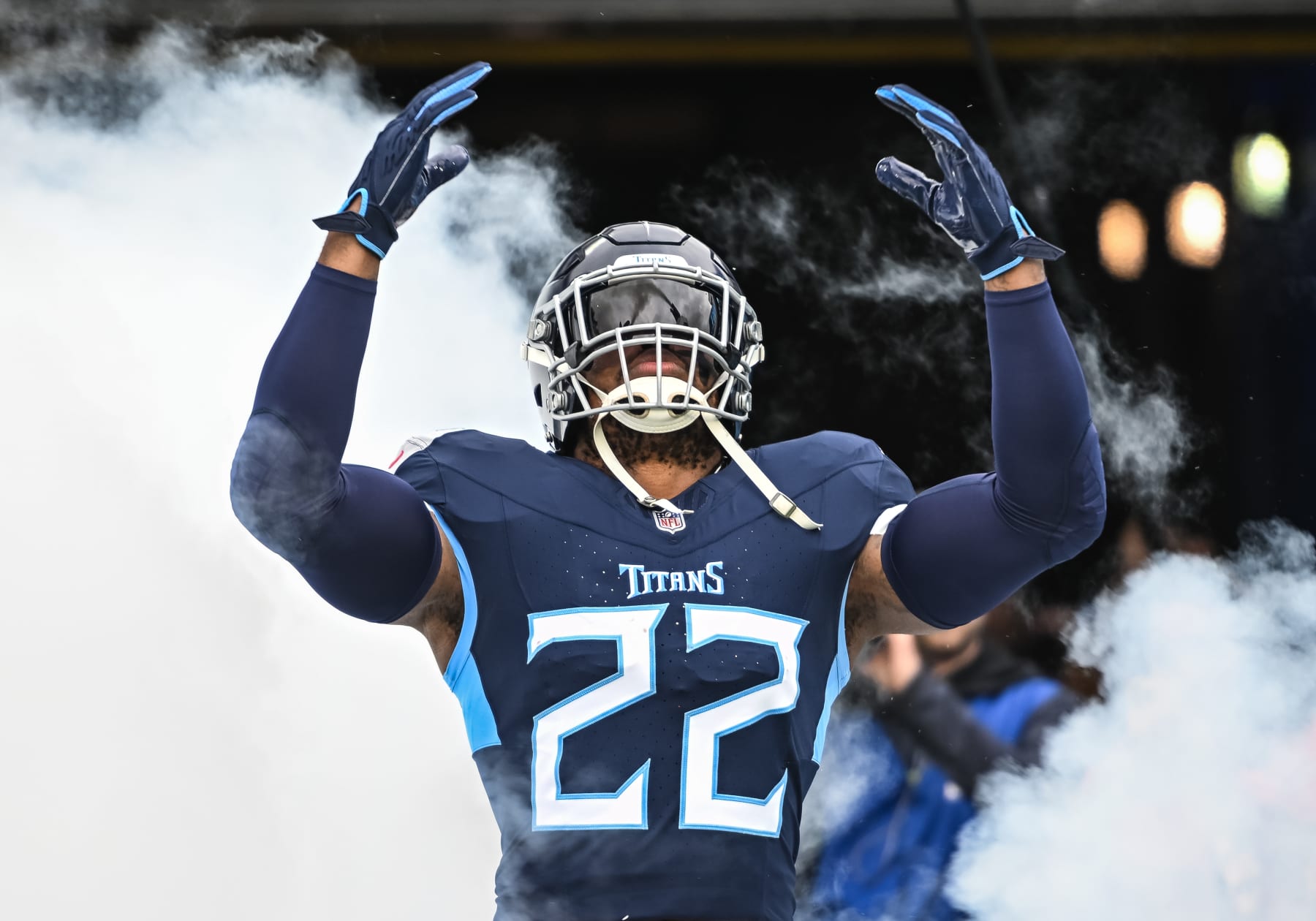 NASHVILLE, TN - JANUARY 07: Tennessee Titans running back Derrick Henry (22) takes the field before the NFL game between the Tennessee Titans and the Jacksonville Jaguars on January 7, 2024, at Nissan Stadium in Nashville, TN. (Photo by Bryan Lynn/Icon Sportswire via Getty Images)