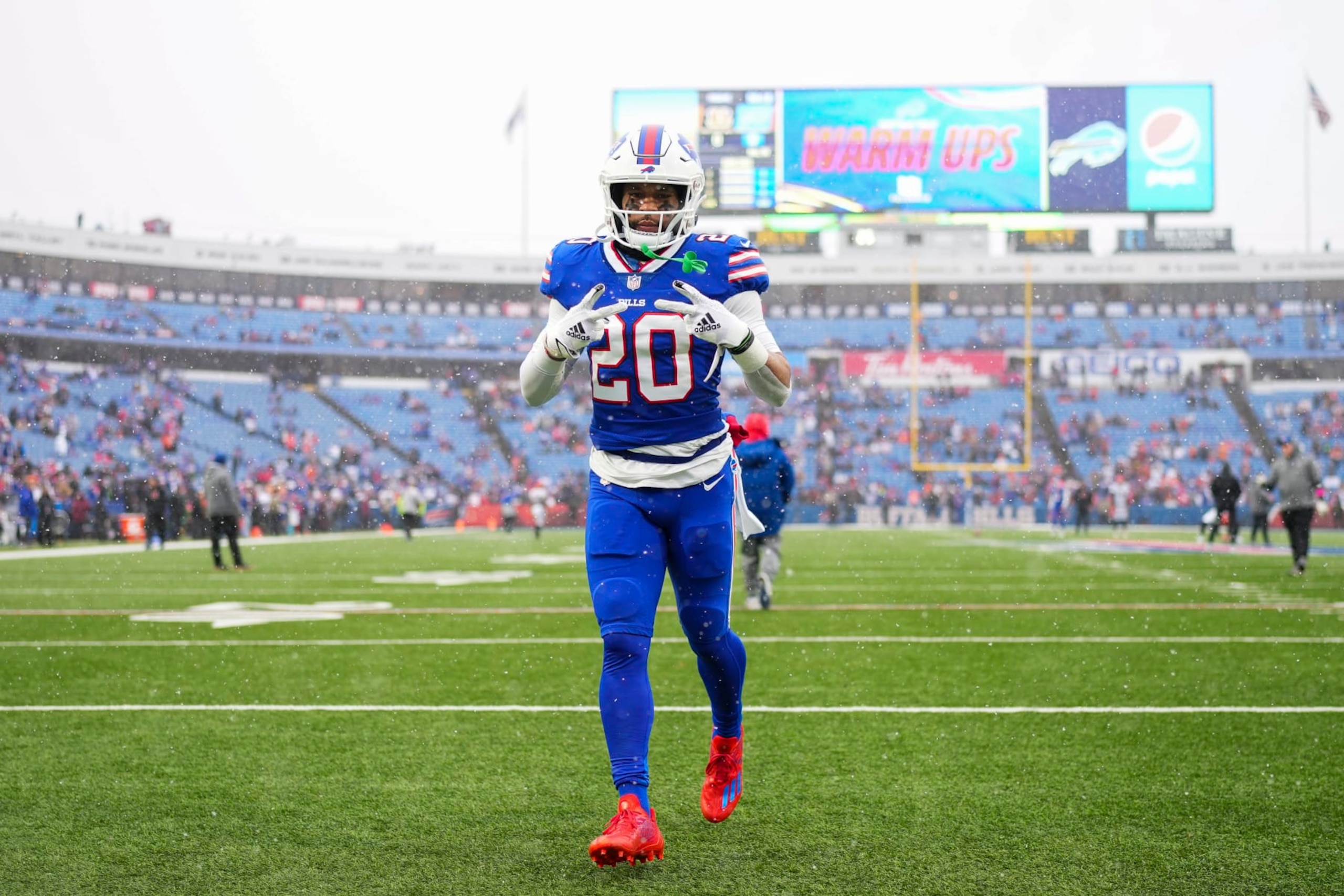 RB Nyheim Hines