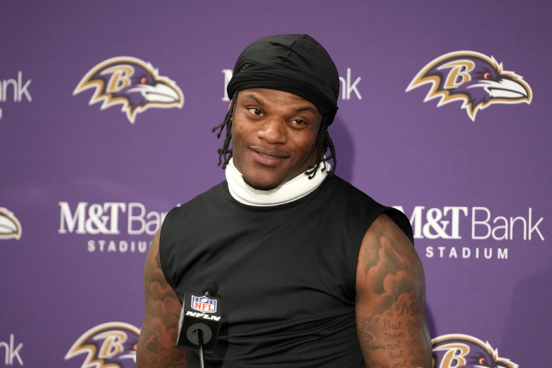 BALTIMORE, MARYLAND, JANUARY 20: Quarterback Lamar Jackson #8 of the Baltimore Ravens speaks during the press conference after the AFC Divisional Playoff game against the Houston Texans at M&T Bank Stadium on January 20, 2024 in Baltimore, Maryland. The Ravens defeated the Texans 34-10. (Photo by Kirby Lee/Getty Images) BALTIMORE, MARYLAND, JANUARY 20: Quarterback Lamar Jackson #8 of the Baltimore Ravens speaks during the press conference after the AFC Divisional Playoff game against the Houston Texans at M&T Bank Stadium on January 20, 2024 in Baltimore, Maryland. The Ravens defeated the Texans 34-10. (Photo by Kirby Lee/Getty Images)
