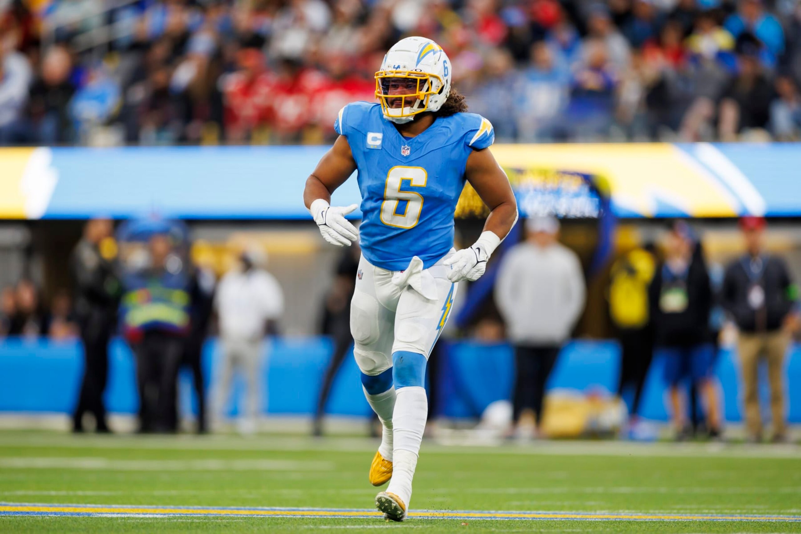 INGLEWOOD, CALIFORNIA - JANUARY 07: Eric Kendricks #6 of the Los Angeles Chargers  defends in coverage during an NFL football game against the Kansas City Chiefs at SoFi Stadium on January 7, 2024 in Inglewood, California. (Photo by Ryan Kang/Getty Images)