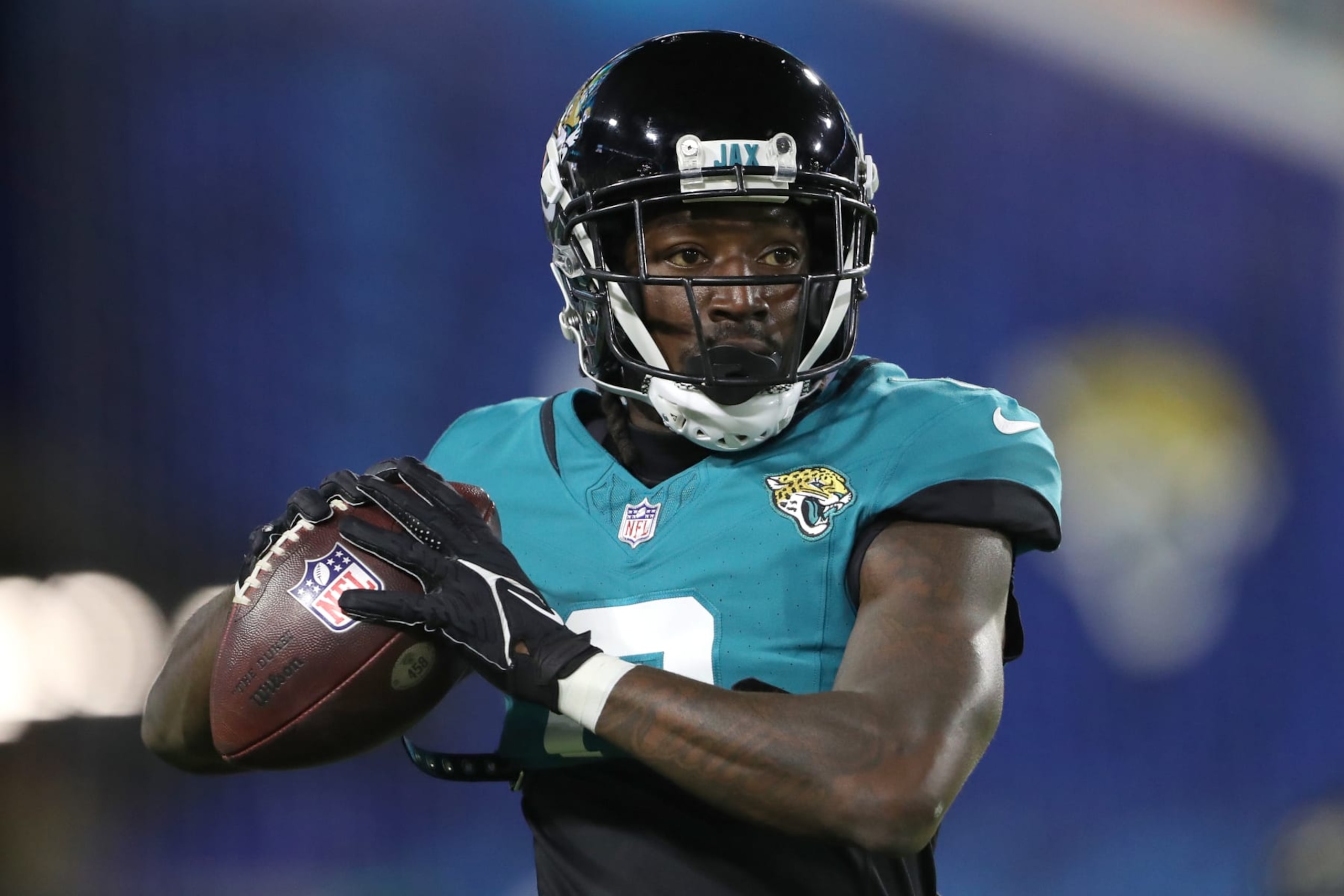 JACKSONVILLE, FLORIDA - DECEMBER 17: Calvin Ridley #0 of the Jacksonville Jaguars warms up before a game against the Baltimore Ravens at EverBank Stadium on December 17, 2023 in Jacksonville, Florida. (Photo by Courtney Culbreath/Getty Images)
