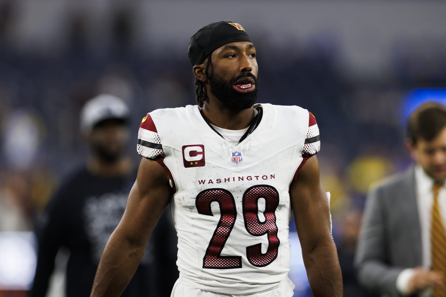 INGLEWOOD, CALIFORNIA - DECEMBER 17: Kendall Fuller #29 of the Washington Commanders walks off the field during a game against the Los Angeles Rams at SoFi Stadium on December 17, 2023 in Inglewood, California. (Photo by Ric Tapia/Getty Images)