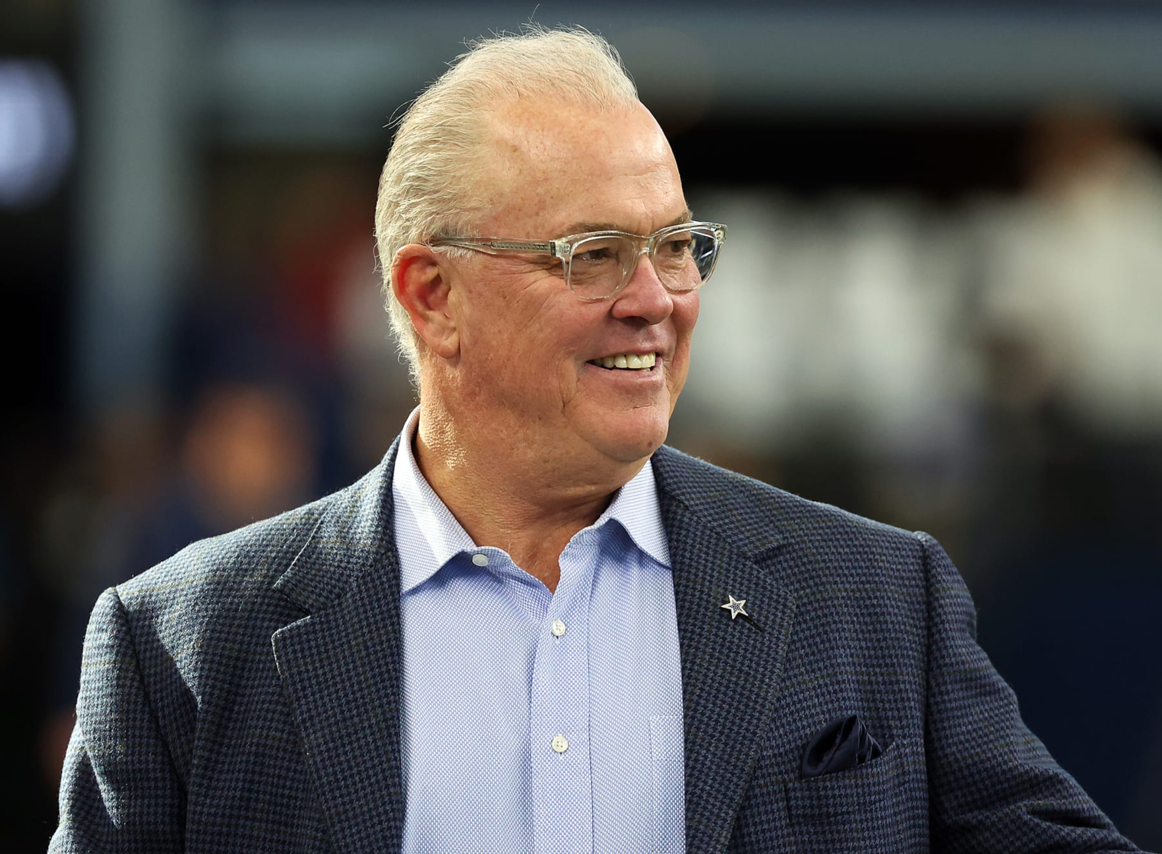 ARLINGTON, TEXAS - DECEMBER 24: Dallas Cowboys CEO Stephen Jones walks onto the field during warmups at AT&T Stadium on December 24, 2022 in Arlington, Texas. (Photo by Richard Rodriguez/Getty Images) ARLINGTON, TEXAS - DECEMBER 24: Dallas Cowboys CEO Stephen Jones walks onto the field during warmups at AT&T Stadium on December 24, 2022 in Arlington, Texas. (Photo by Richard Rodriguez/Getty Images)