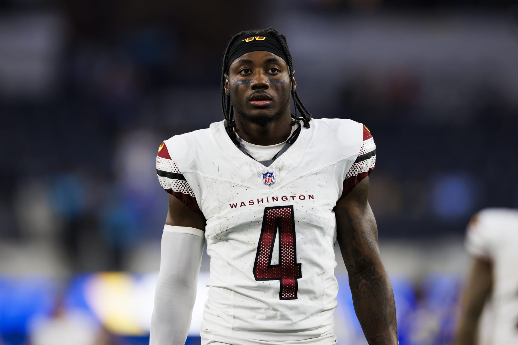 INGLEWOOD, CALIFORNIA - DECEMBER 17: Curtis Samuel #4 of the Washington Commanders walks off the field during a game against the Los Angeles Rams at SoFi Stadium on December 17, 2023 in Inglewood, California. (Photo by Ric Tapia/Getty Images)