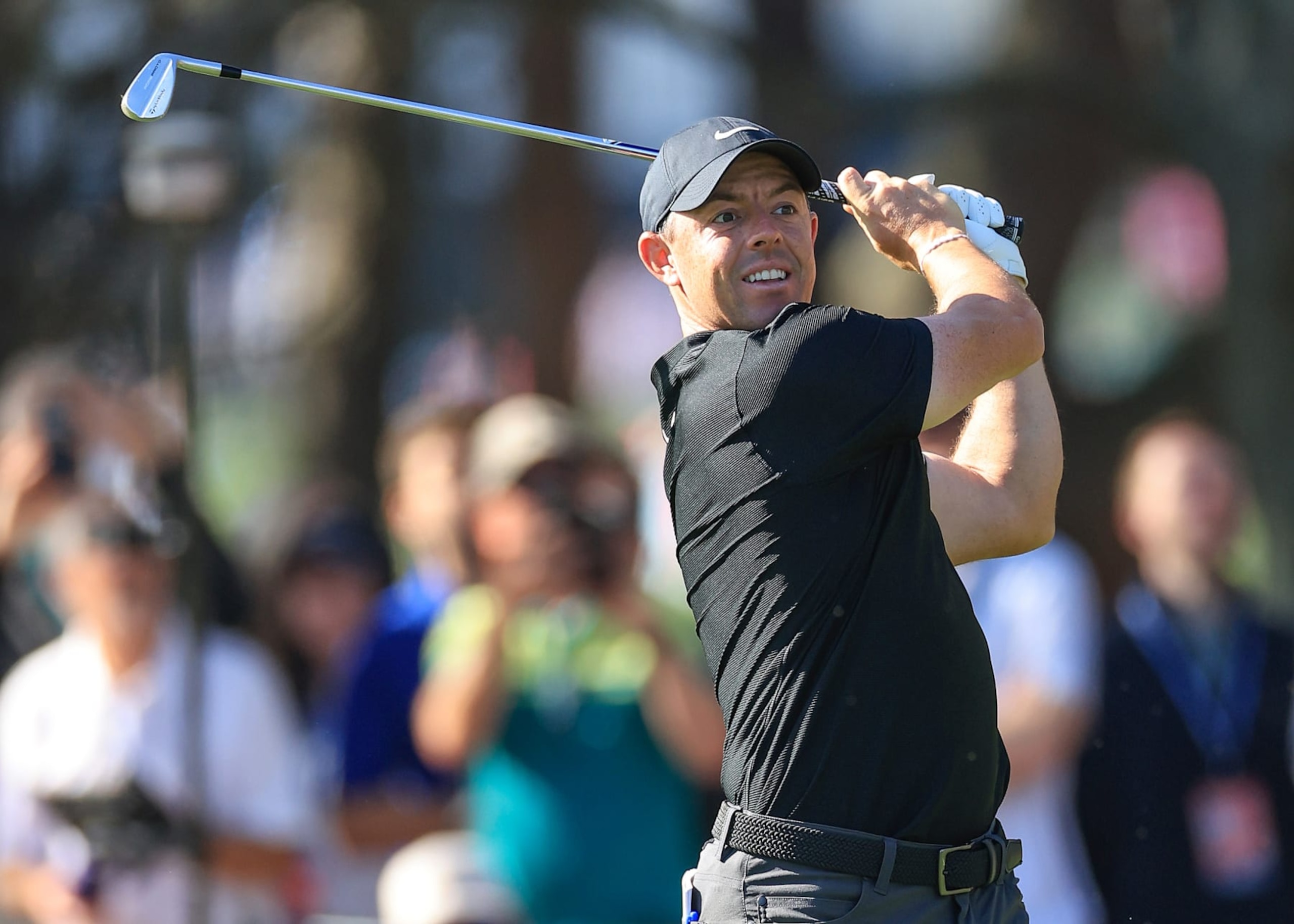 PONTE VEDRA BEACH, FLORIDA - MARCH 14: Rory McIlroy of Northern Ireland plays his second shot on the 15th hole during the first round of THE PLAYERS Championship on the Stadium Course at TPC Sawgrass on March 14, 2024 in Ponte Vedra Beach, Florida. (Photo by David Cannon/Getty Images)