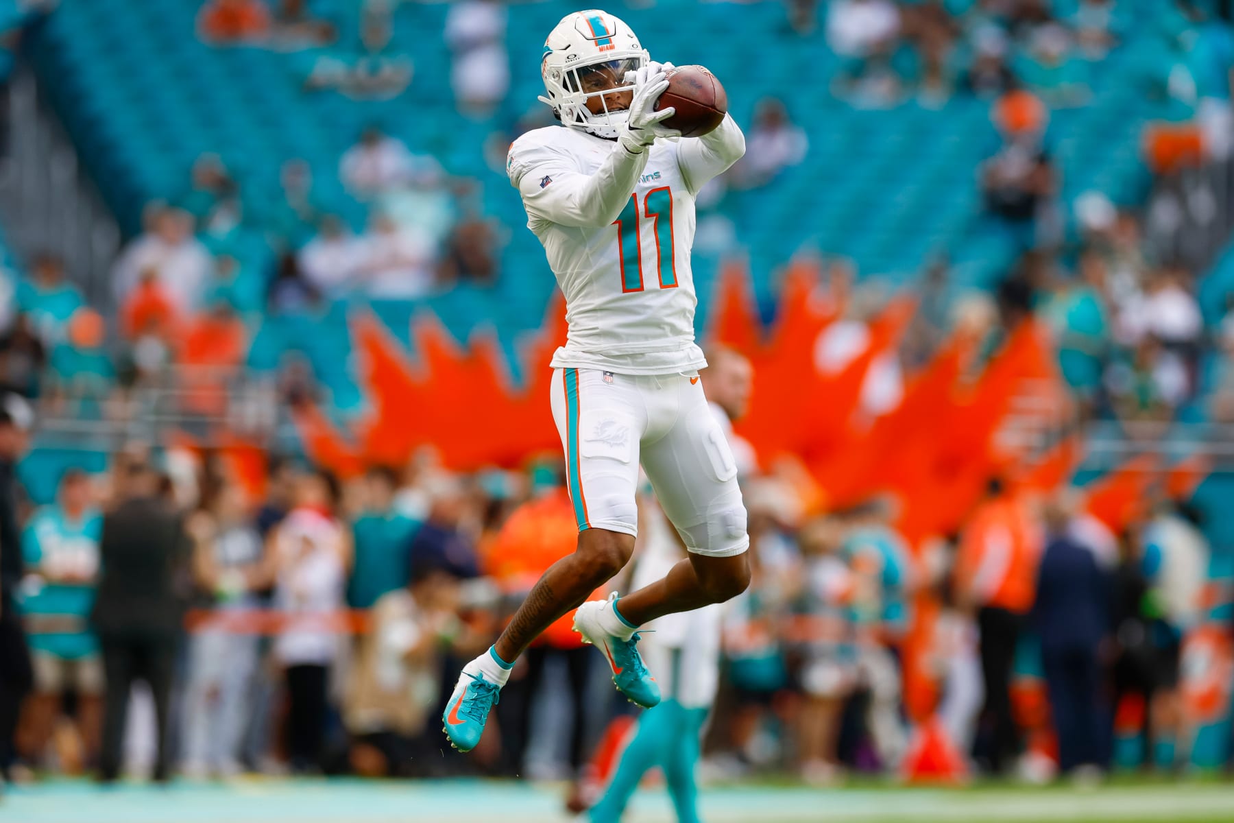 MIAMI GARDENS, FLORIDA - DECEMBER 17: Cedrick Wilson Jr. #11 of the Miami Dolphins warms up prior to a game against the New York Jets at Hard Rock Stadium on December 17, 2023 in Miami Gardens, Florida. (Photo by Brandon Sloter/Image Of Sport/Getty Images) MIAMI GARDENS, FLORIDA - DECEMBER 17: Cedrick Wilson Jr. #11 of the Miami Dolphins warms up prior to a game against the New York Jets at Hard Rock Stadium on December 17, 2023 in Miami Gardens, Florida. (Photo by Brandon Sloter/Image Of Sport/Getty Images)