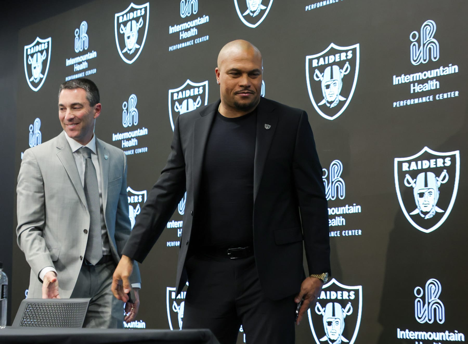 Raiders GM Tom Telesco and coach Antonio Pierce