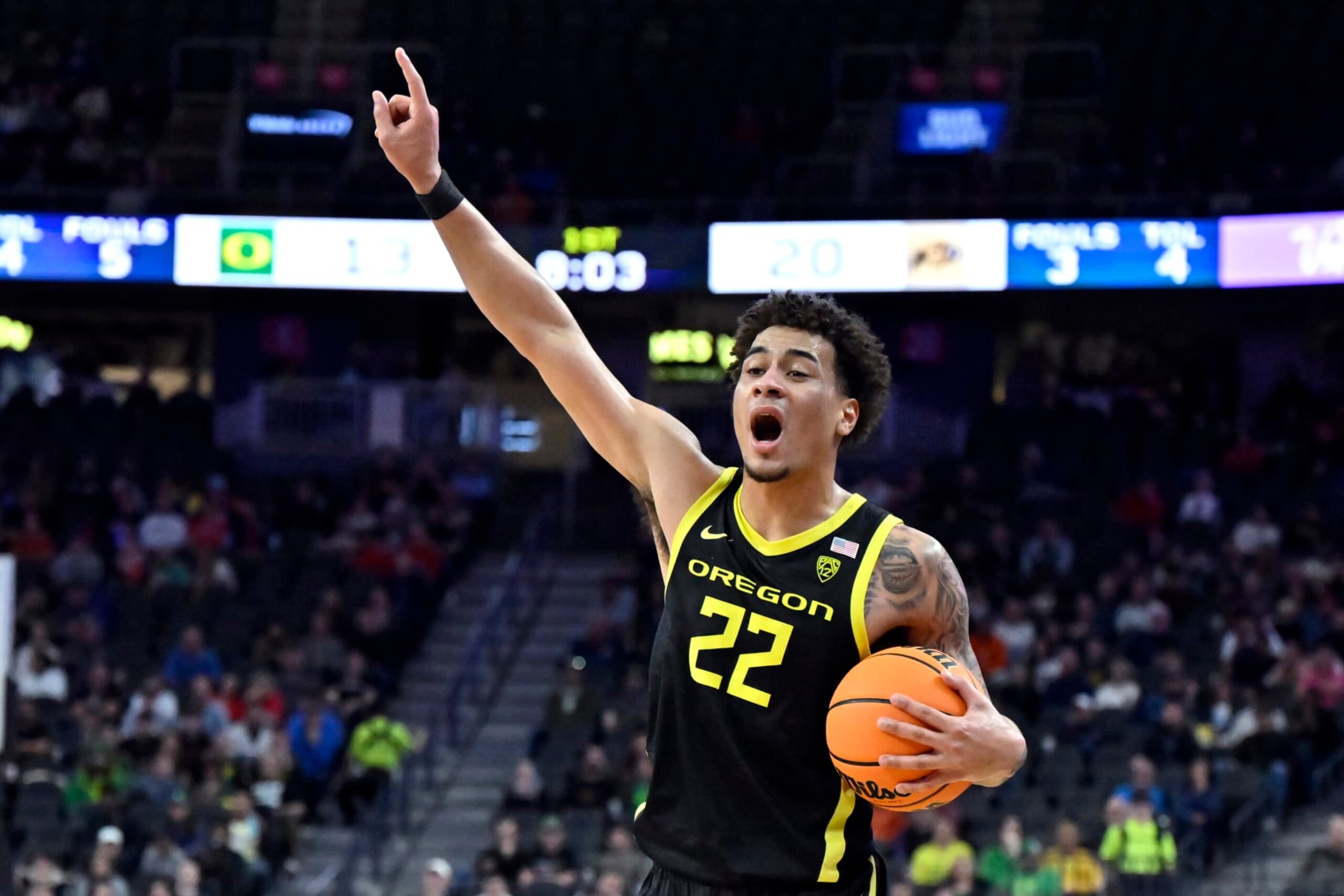 LAS VEGAS, NEVADA - MARCH 16: Jadrian Tracey #22 of the Oregon Ducks calls a play in the first half of the championship game against the Colorado Buffaloes in the Pac-12 basketball tournament at T-Mobile Arena on March 16, 2024 in Las Vegas, Nevada. (Photo by David Becker/Getty Images)