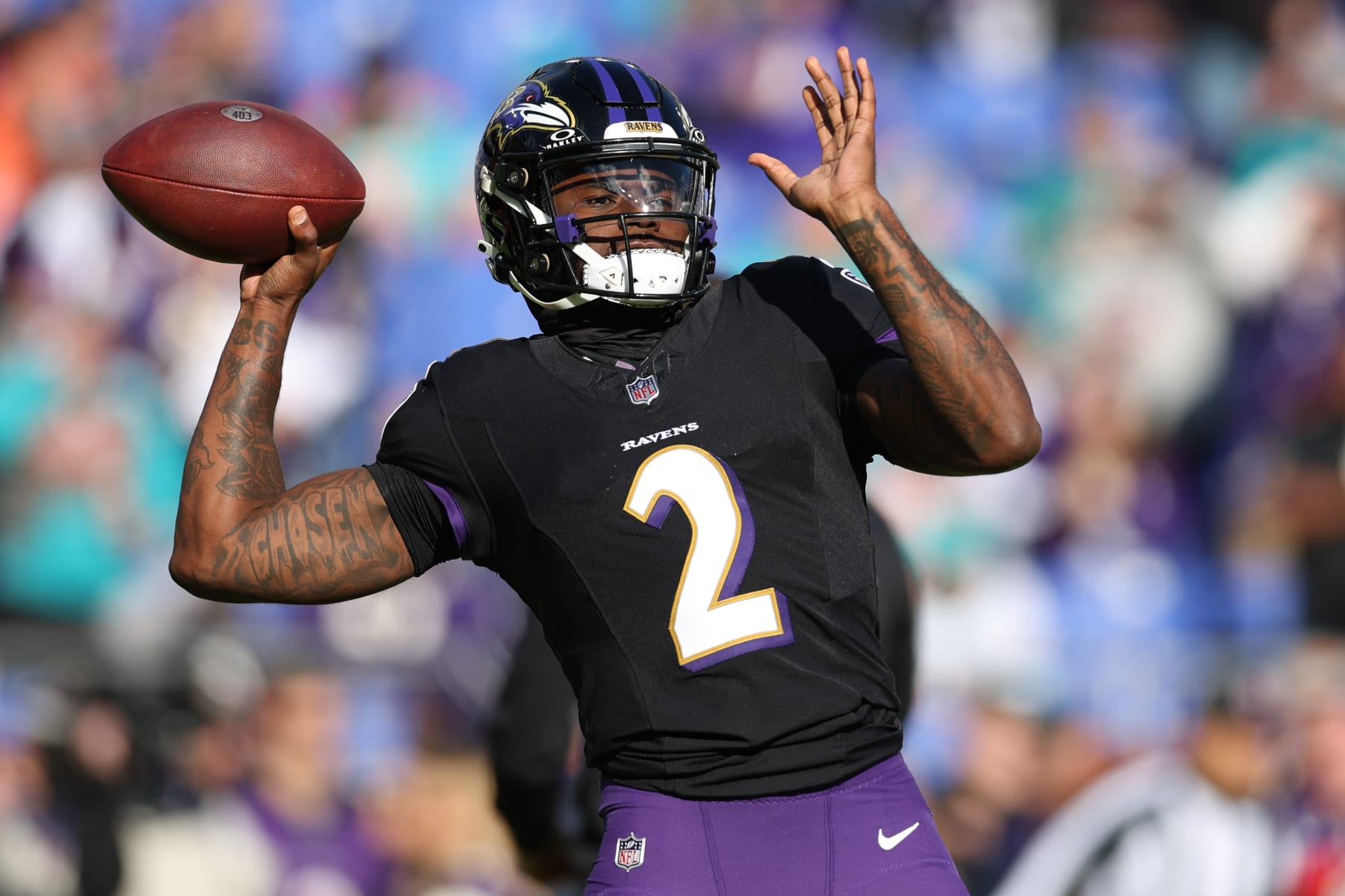 BALTIMORE, MARYLAND - DECEMBER 31: Tyler Huntley #2 of the Baltimore Ravens warms up prior to a fame against the Miami Dolphins at M&T Bank Stadium on December 31, 2023 in Baltimore, Maryland. (Photo by Todd Olszewski/Getty Images) BALTIMORE, MARYLAND - DECEMBER 31: Tyler Huntley #2 of the Baltimore Ravens warms up prior to a fame against the Miami Dolphins at M&T Bank Stadium on December 31, 2023 in Baltimore, Maryland. (Photo by Todd Olszewski/Getty Images)